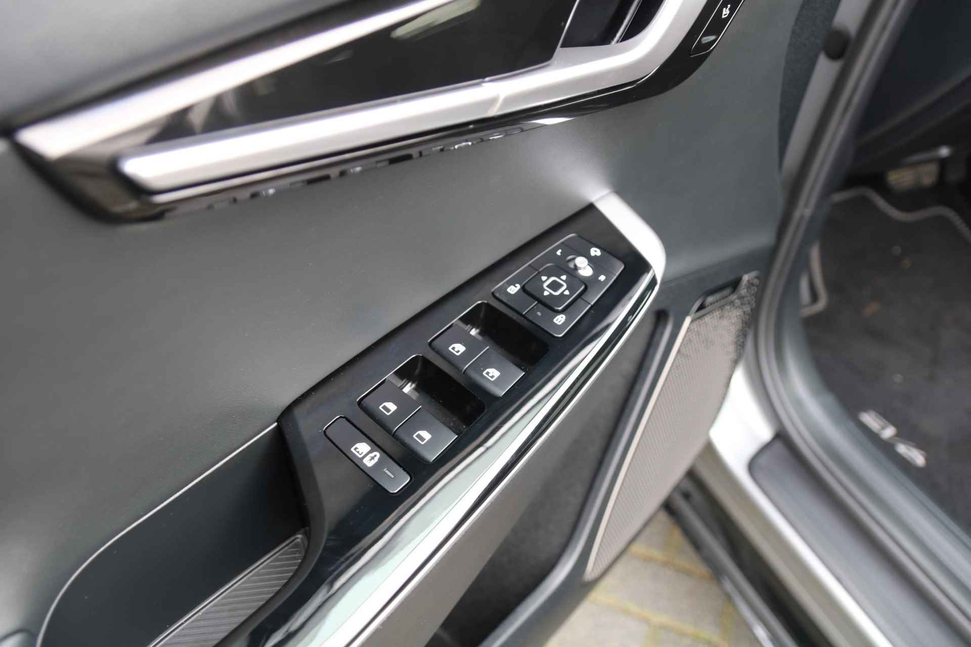 Kia EV6 Plus Advanced 77.4 kWh | Airco | Navi | Camera | Leder | Panoramadak | 20 INCH | Privacy Glass | - 30/31
