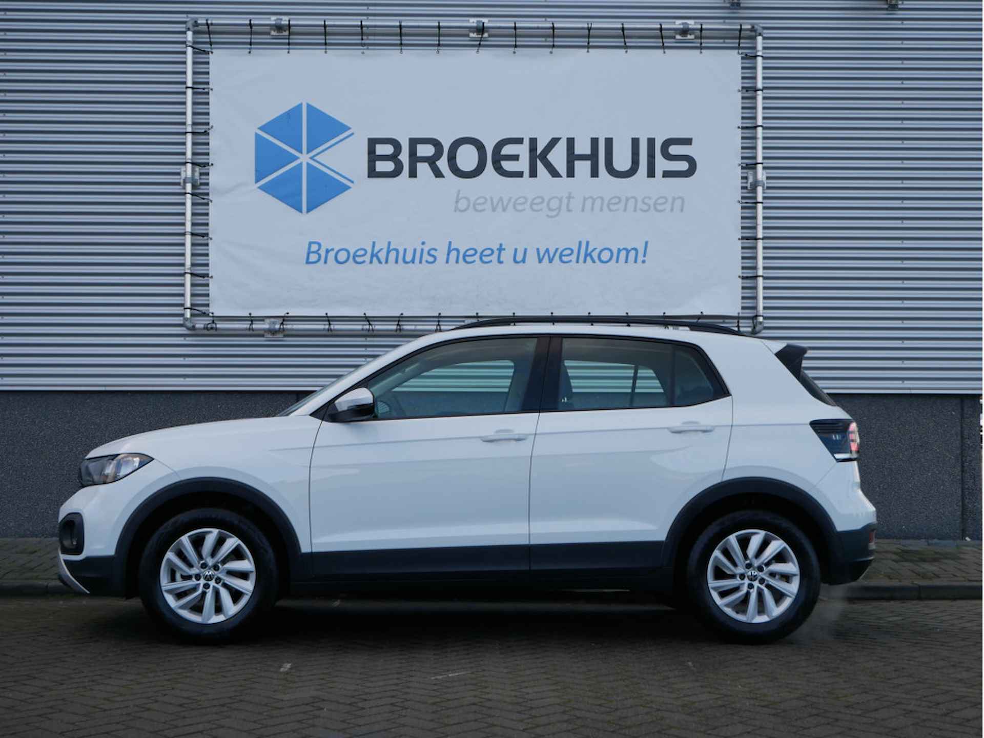 Volkswagen T-Cross 1.0 TSI 95 pk Life | Navi by App connect | Parkeersensoren - 3/21