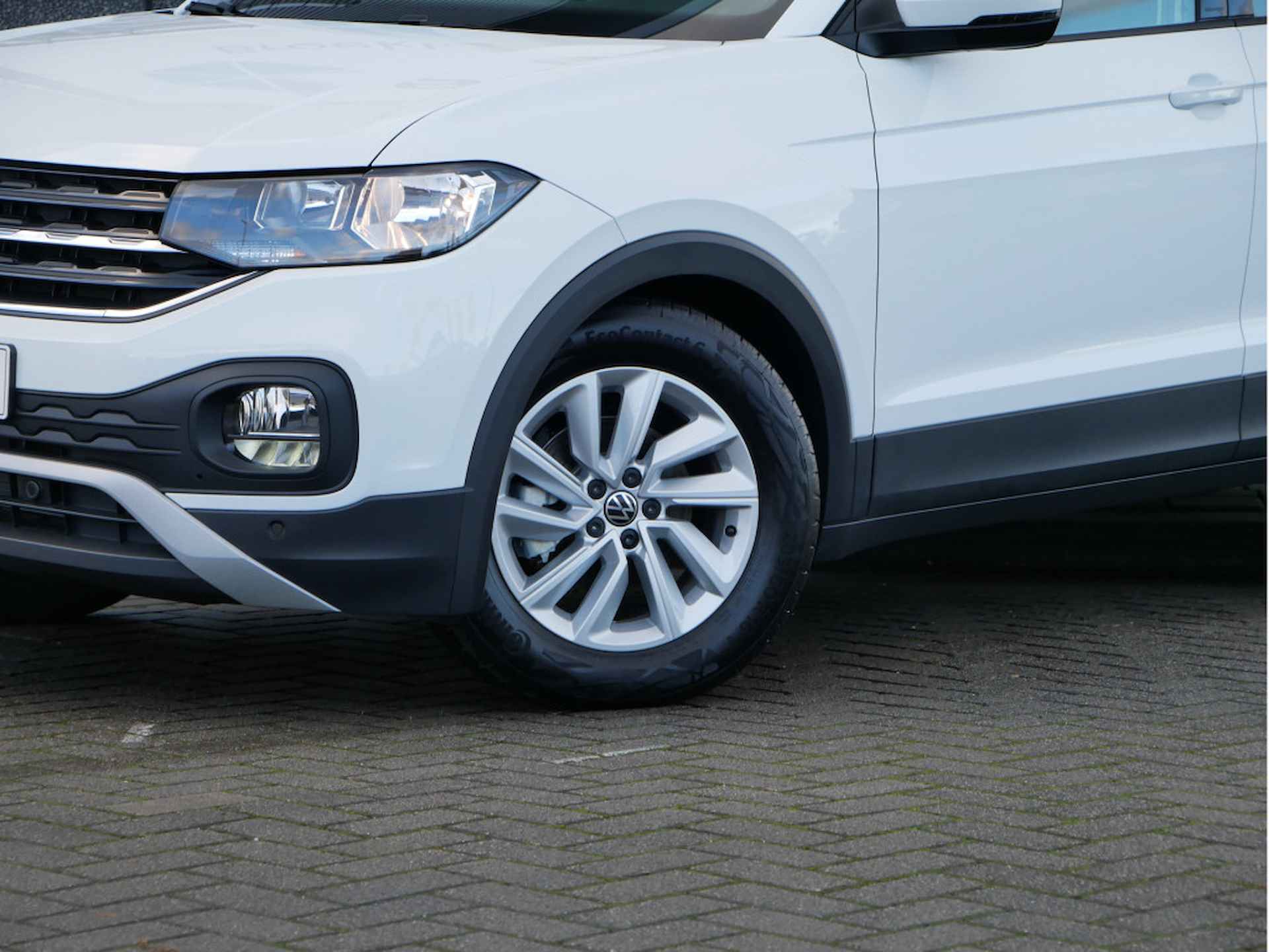 Volkswagen T-Cross 1.0 TSI 95 pk Life | Navi by App connect | Parkeersensoren - 8/21