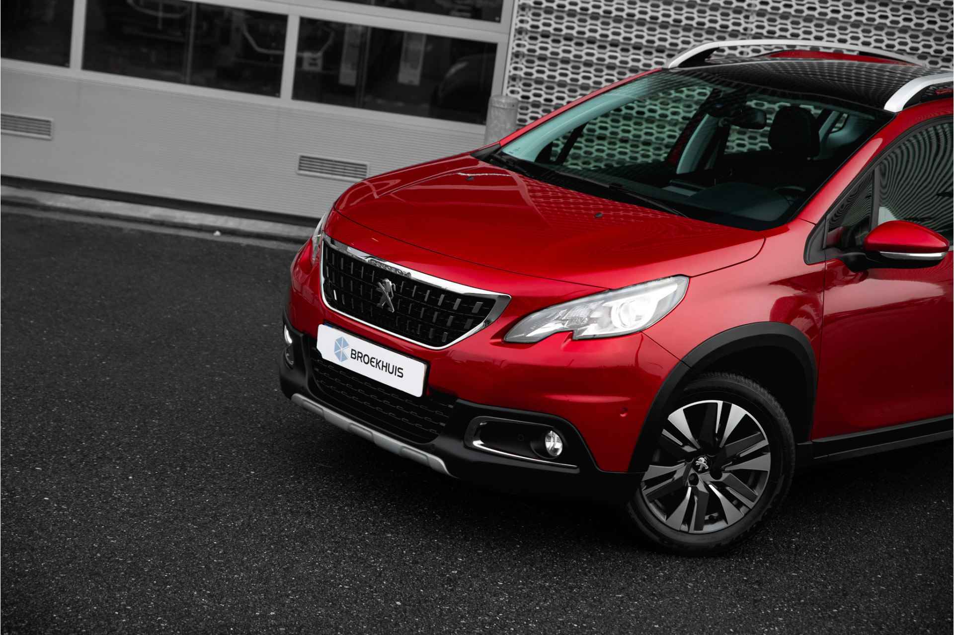 Peugeot 2008 1.2 PureTech Allure | Panoramadak | - 18/28