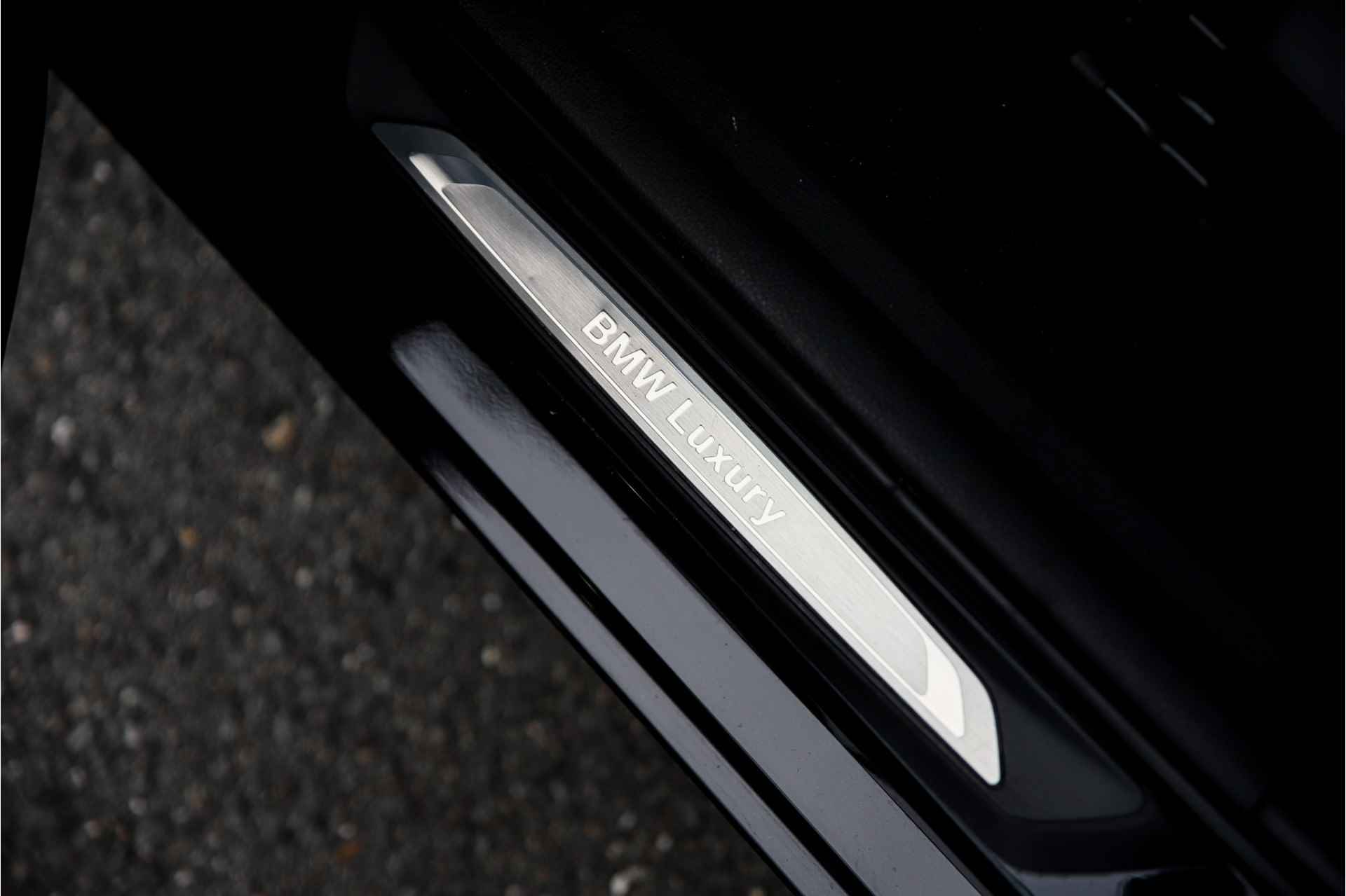 BMW 2 Serie Active Tourer 220i Luxury | Leder interieur | Stoelverwarming | Navigatie | Camera | etc. - 23/41