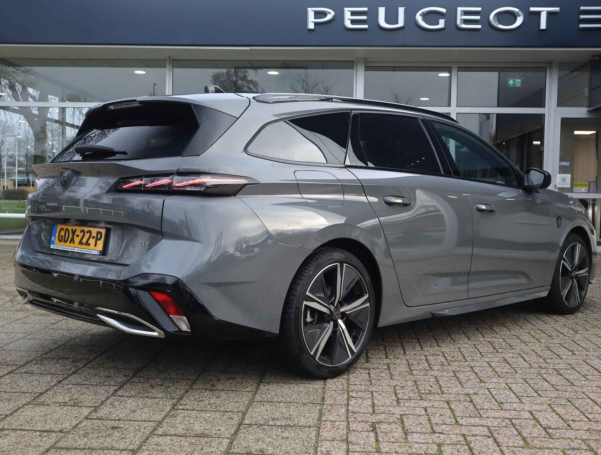 PEUGEOT 308 Sw GT PureTech 130pk EAT8 automaat, Rijklaarprijs, Navigatie Camera voor en achter Adaptieve cruise control Handsfree kofferklep - 4/79