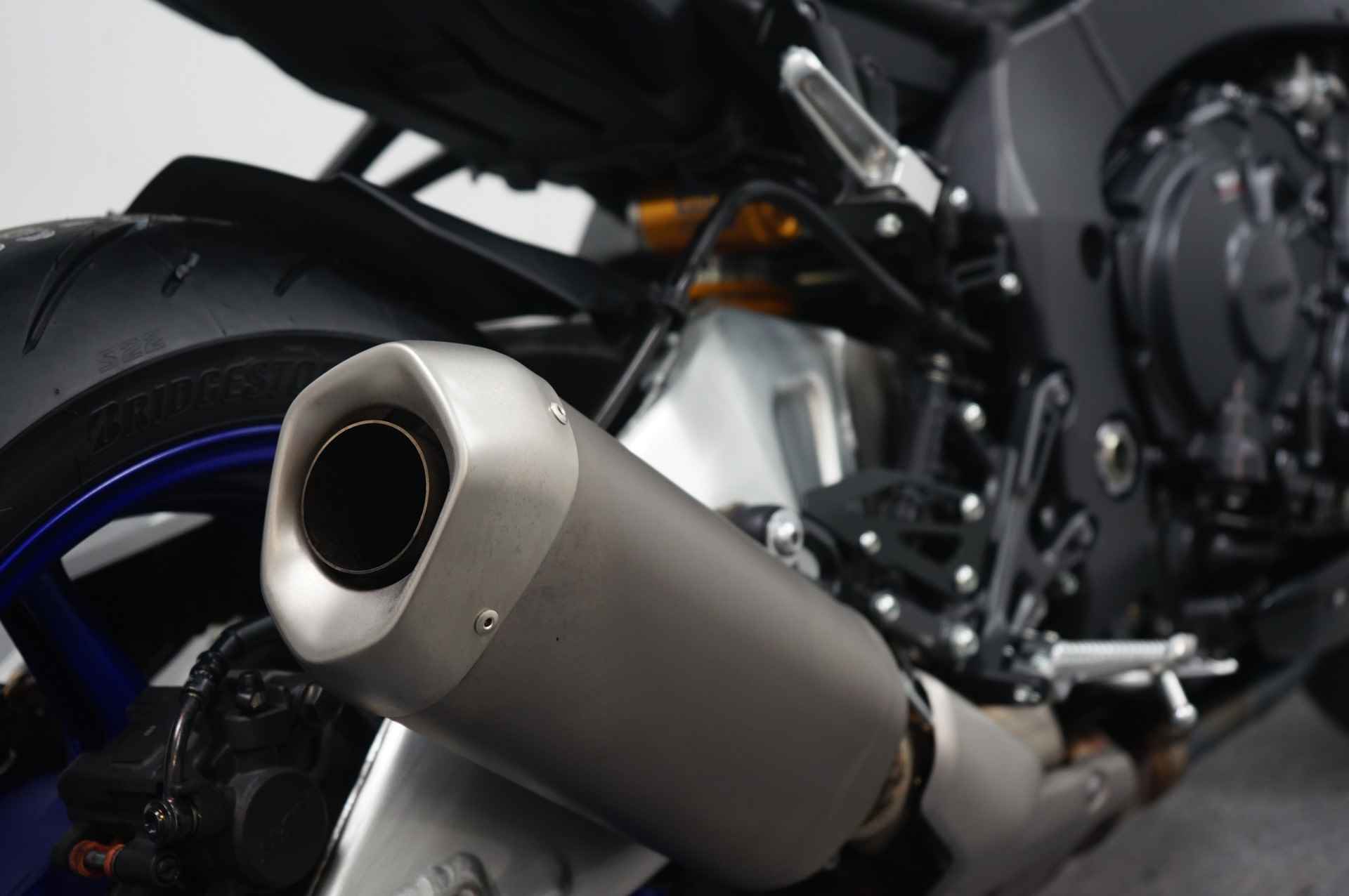 Yamaha MT-10 SP - 13/22