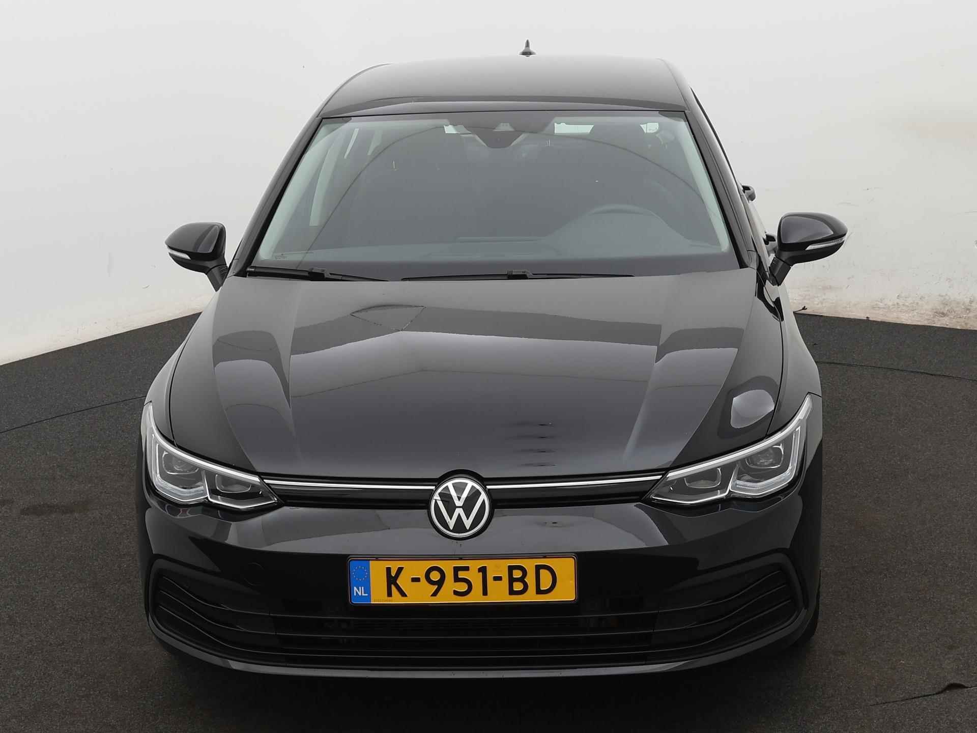 Volkswagen Golf 1.5 TSI Life  130PK | Navigatie | Keyless | App Connect | Travel Assist | Stoelverwarming | Lendensteunen - 10/23