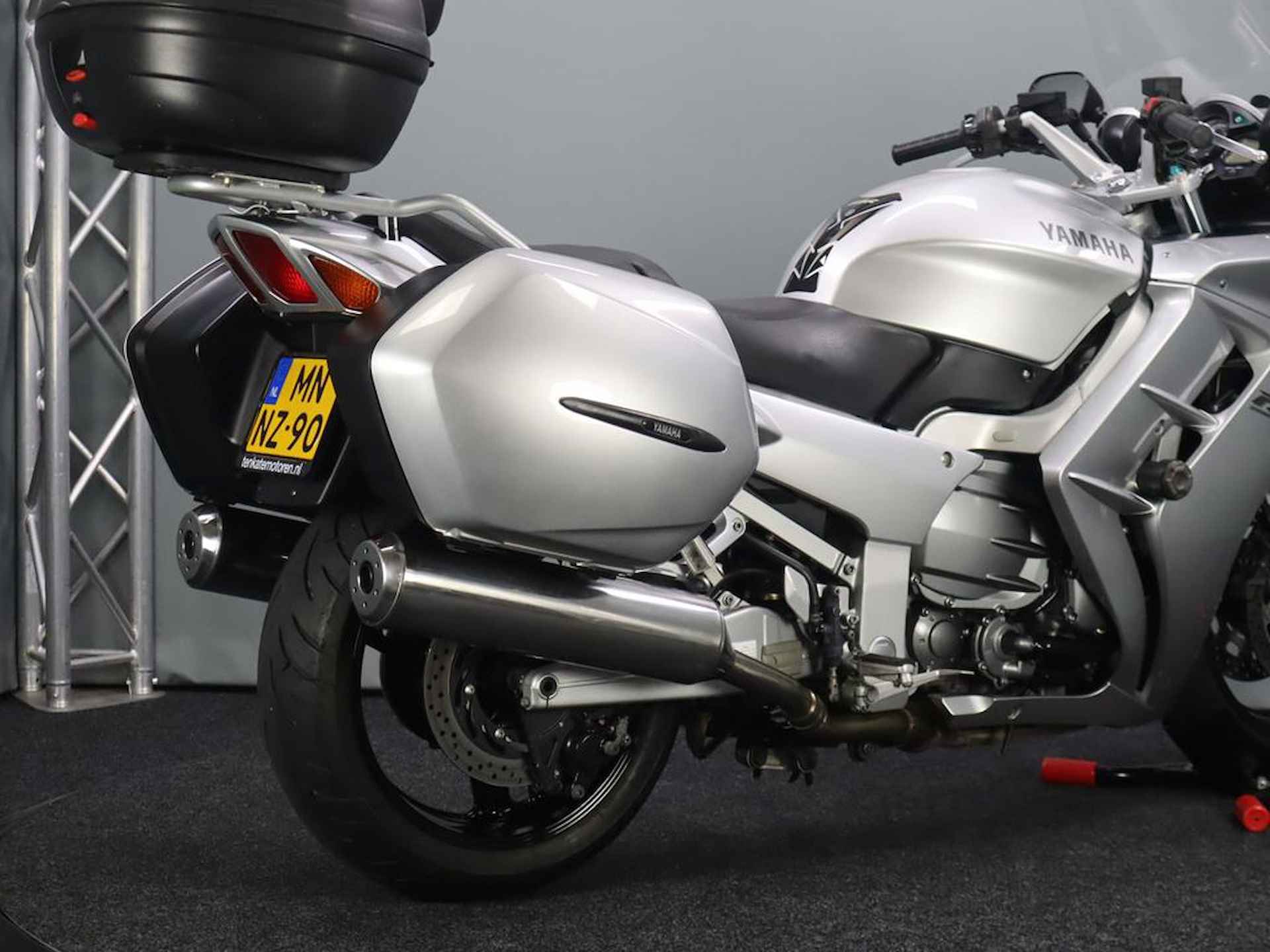 Yamaha FJR 1300 - 11/13