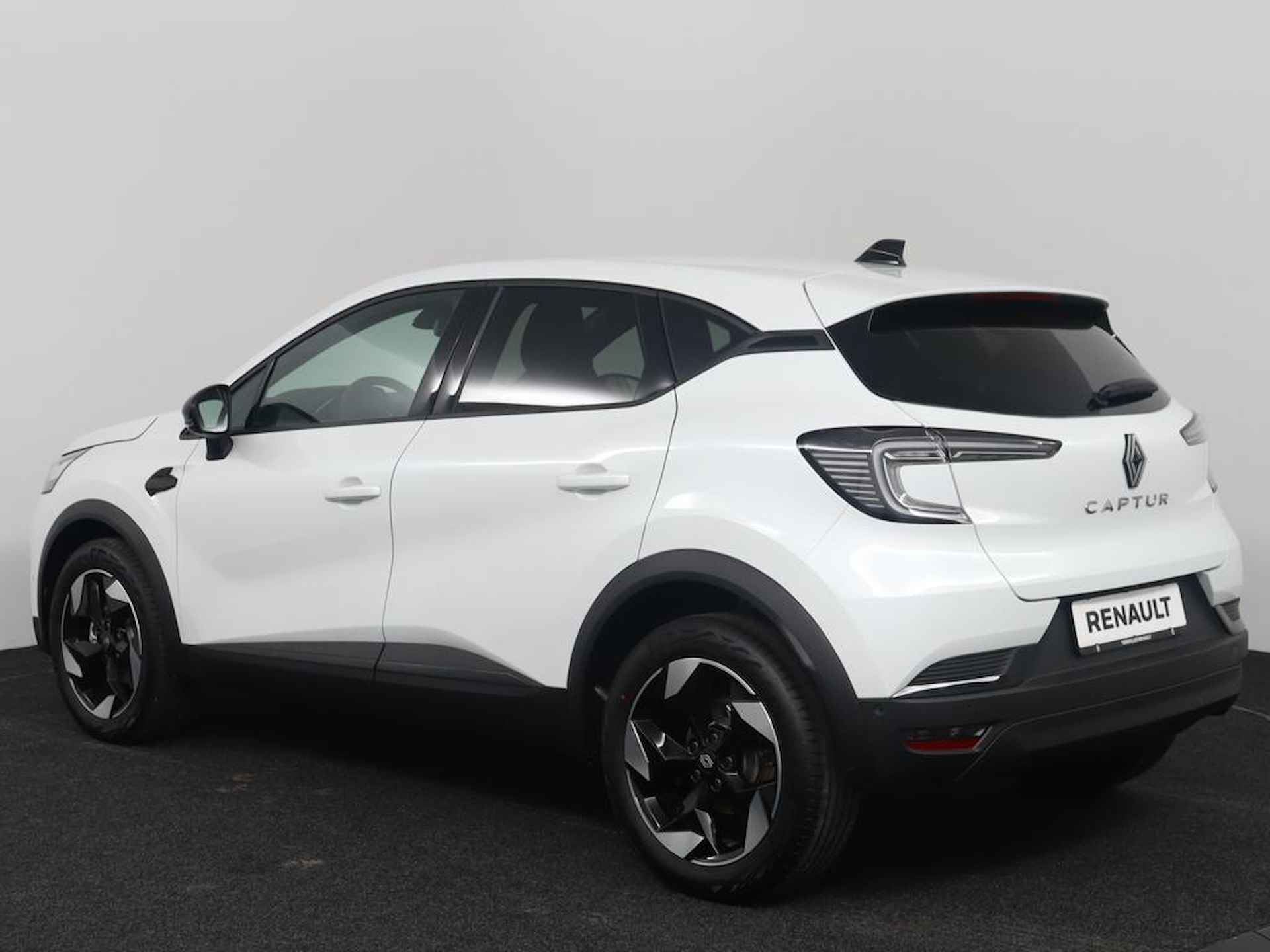 Renault Captur 1.3 Mild Hybrid 140 techno - 9/50