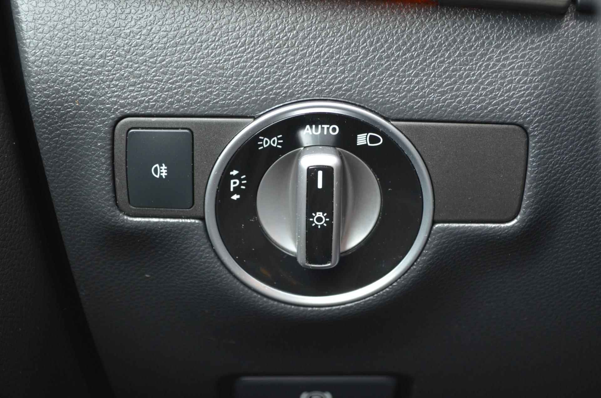 Mercedes-Benz B-klasse 180 Automaat Edition Plus LED|Navi.|PDC|Sportstoelen|NL auto - 11/28
