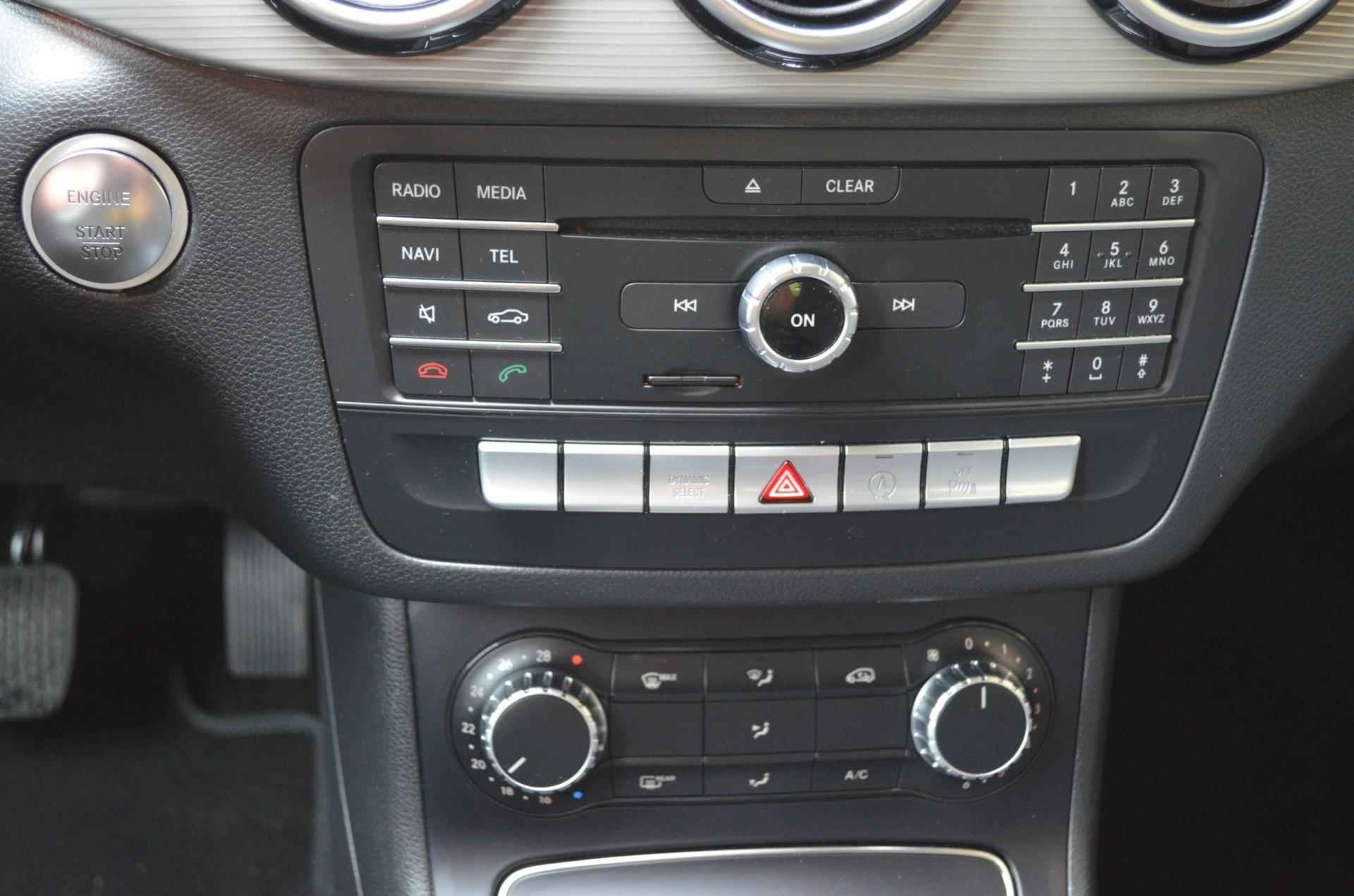 Mercedes-Benz B-klasse 180 Automaat Edition Plus LED|Navi.|PDC|Sportstoelen|NL auto - 18/28