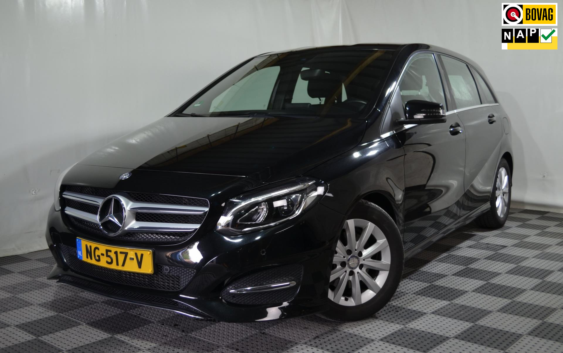 Mercedes-Benz B-klasse 180 Automaat Edition Plus LED|Navi.|PDC|Sportstoelen|NL auto bij viaBOVAG.nl