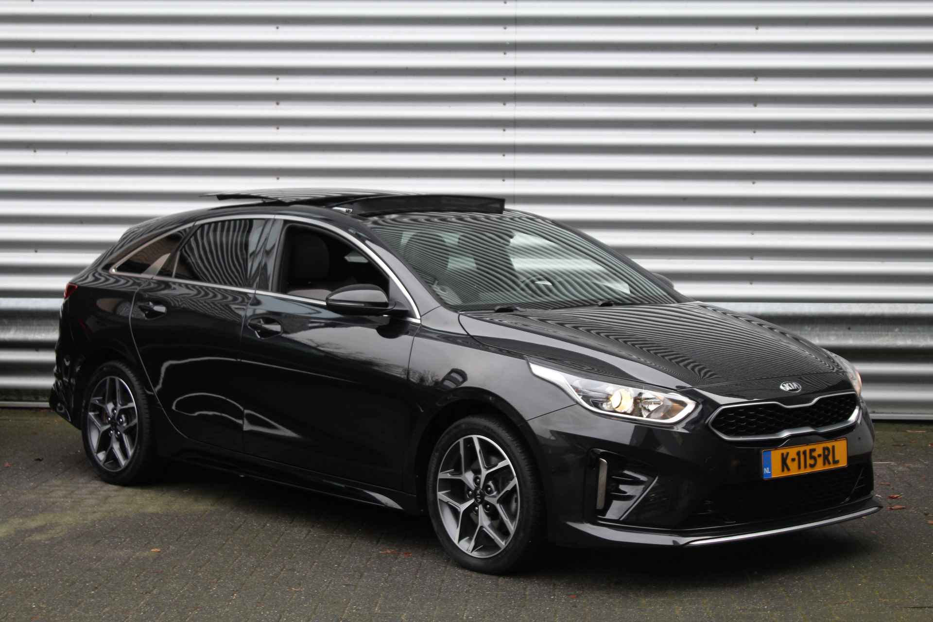 Kia ProCeed 1.0 T-GDI 120pk GT-Line Edition NL-Auto NAP Panoramadak Clima Cruise Navi Camera 17"LMV - 4/36