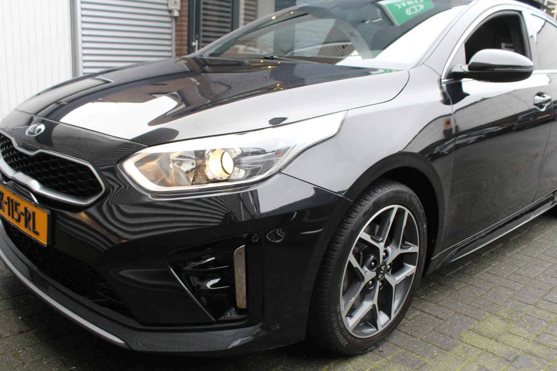 Kia ProCeed 1.0 T-GDI 120pk GT-Line Edition NL-Auto NAP Panoramadak Clima Cruise Navi Camera 17"LMV - 31/36