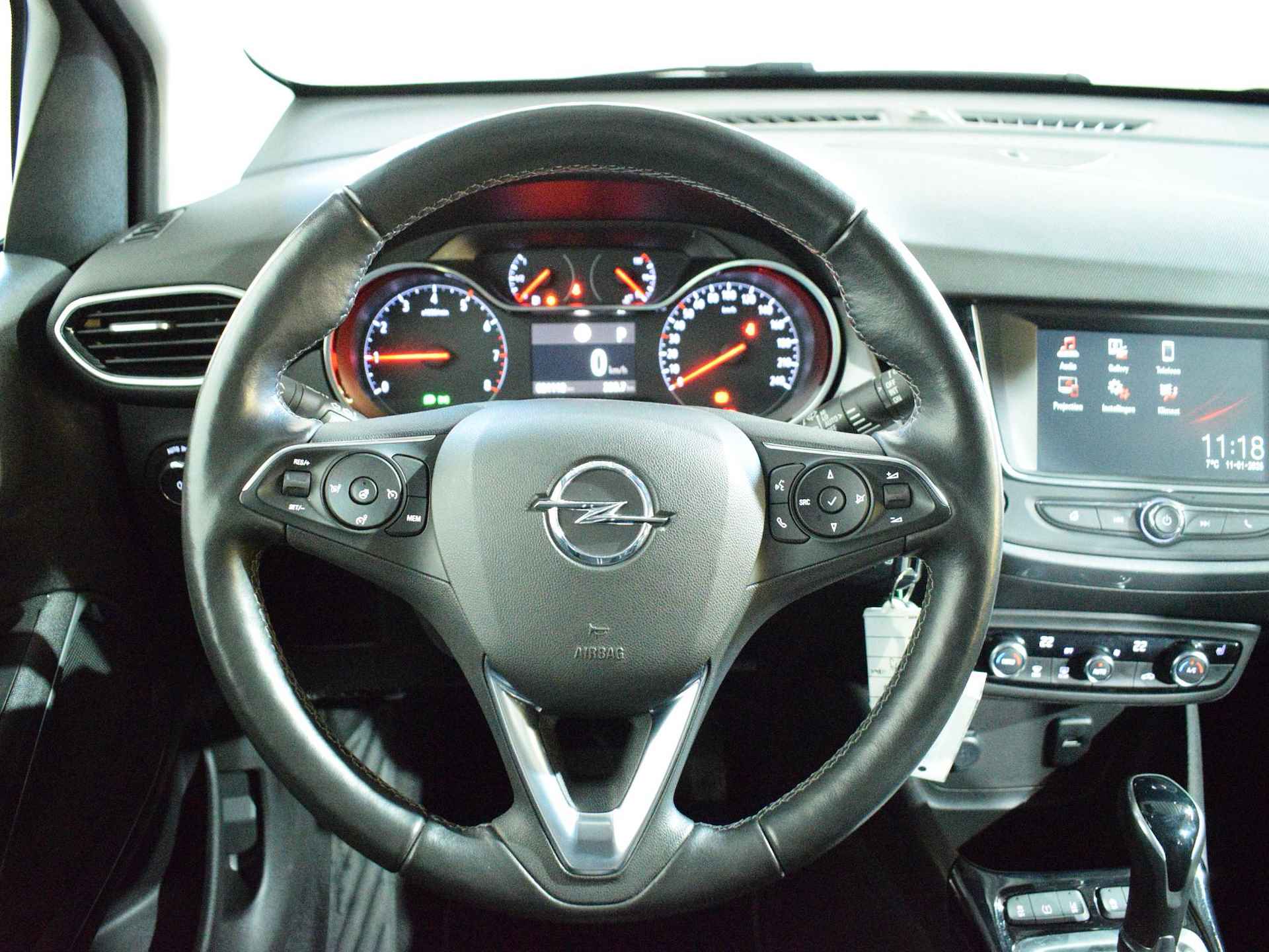 Opel Crossland 1.2 Turbo Level 3 AUTOMAAT | CARPLAY | ACHTERUITRIJCAMERA MET SENSOREN | WINTERPAKKET | E.C.C. | 21.110km - 10/28