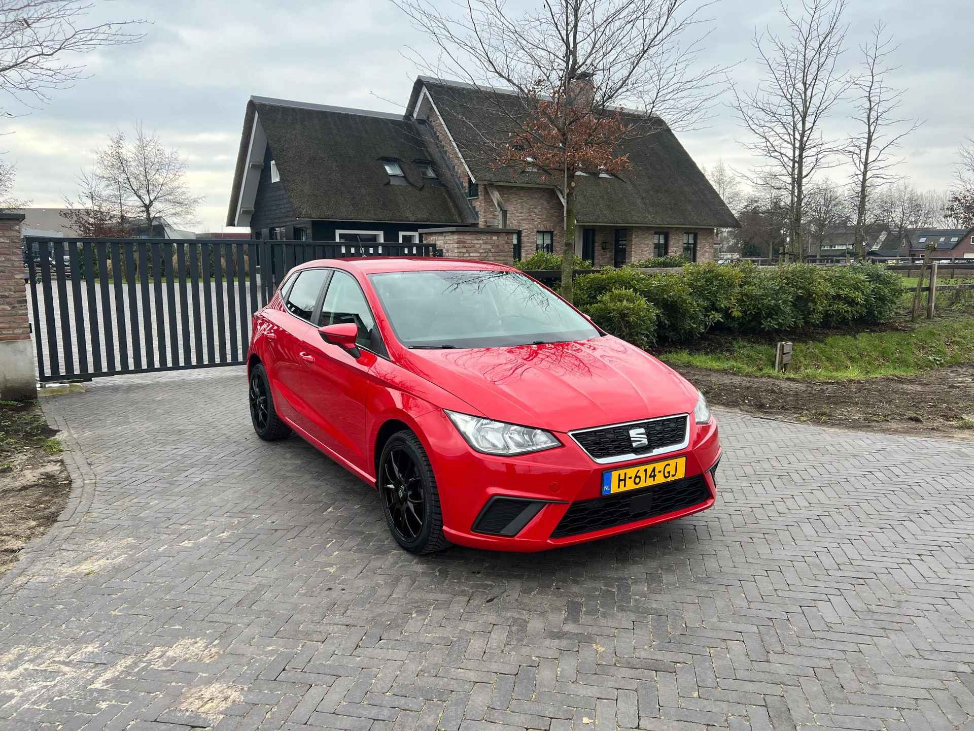 SEAT Ibiza 1.0 TSI Style Business Intense | Apple Carplay | Navigatie | 17 Inch Velgen | Camera | NL-Auto | - 4/21