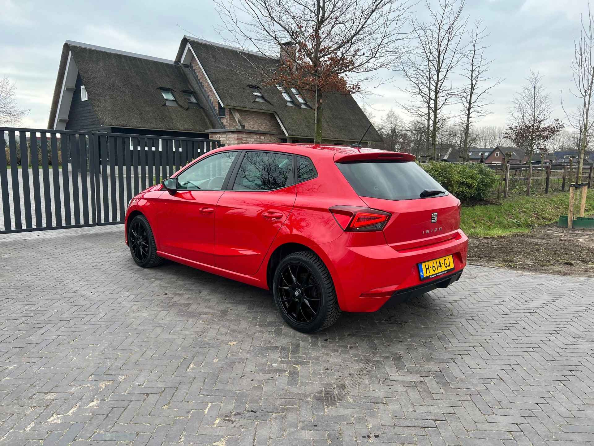 SEAT Ibiza 1.0 TSI Style Business Intense | Apple Carplay | Navigatie | 17 Inch Velgen | Camera | NL-Auto | - 6/21