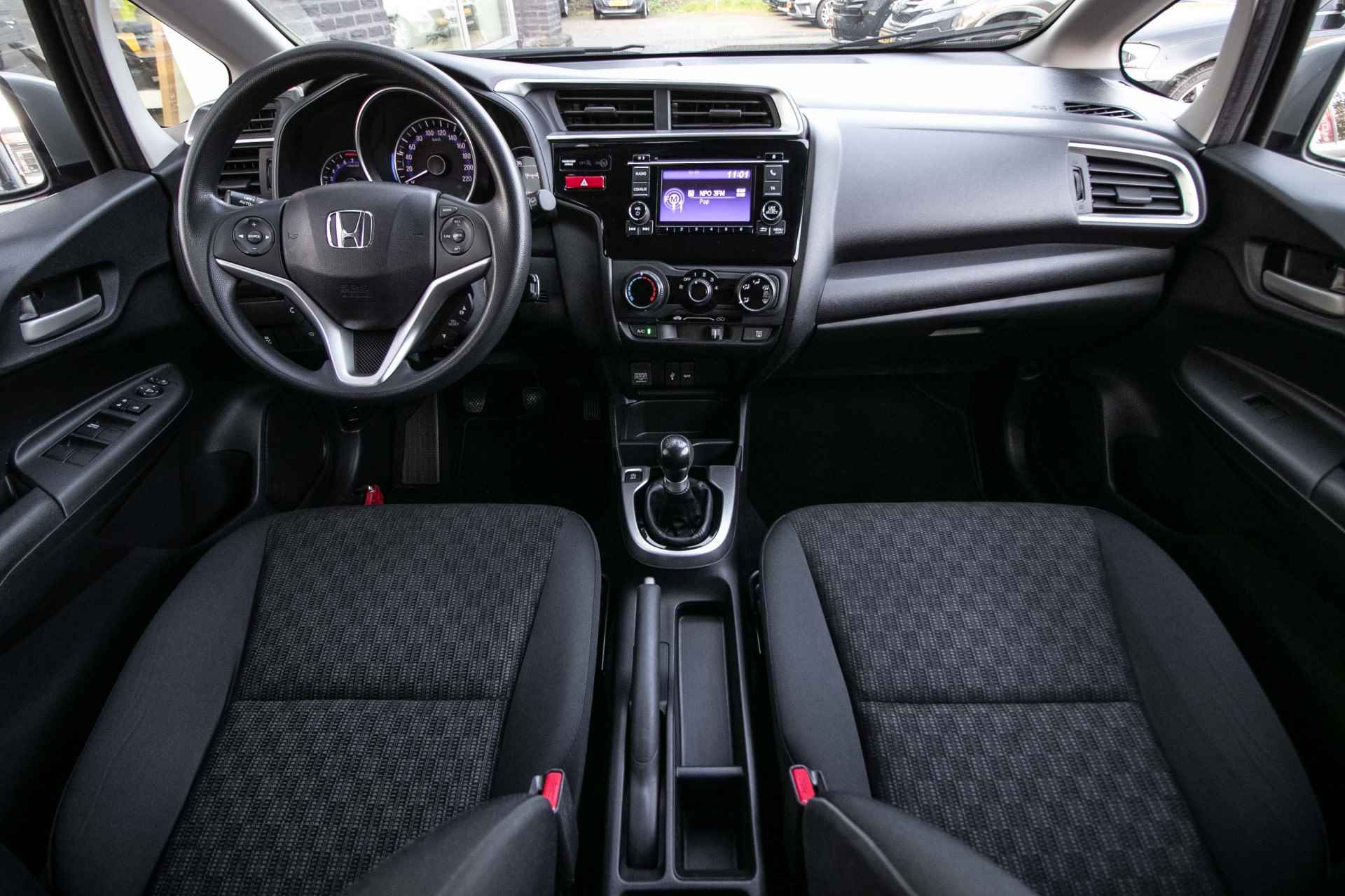 Honda Jazz 1.3 i-VTEC Trend - All-in rijklrps | trekhaak | All- season banden - 14/37