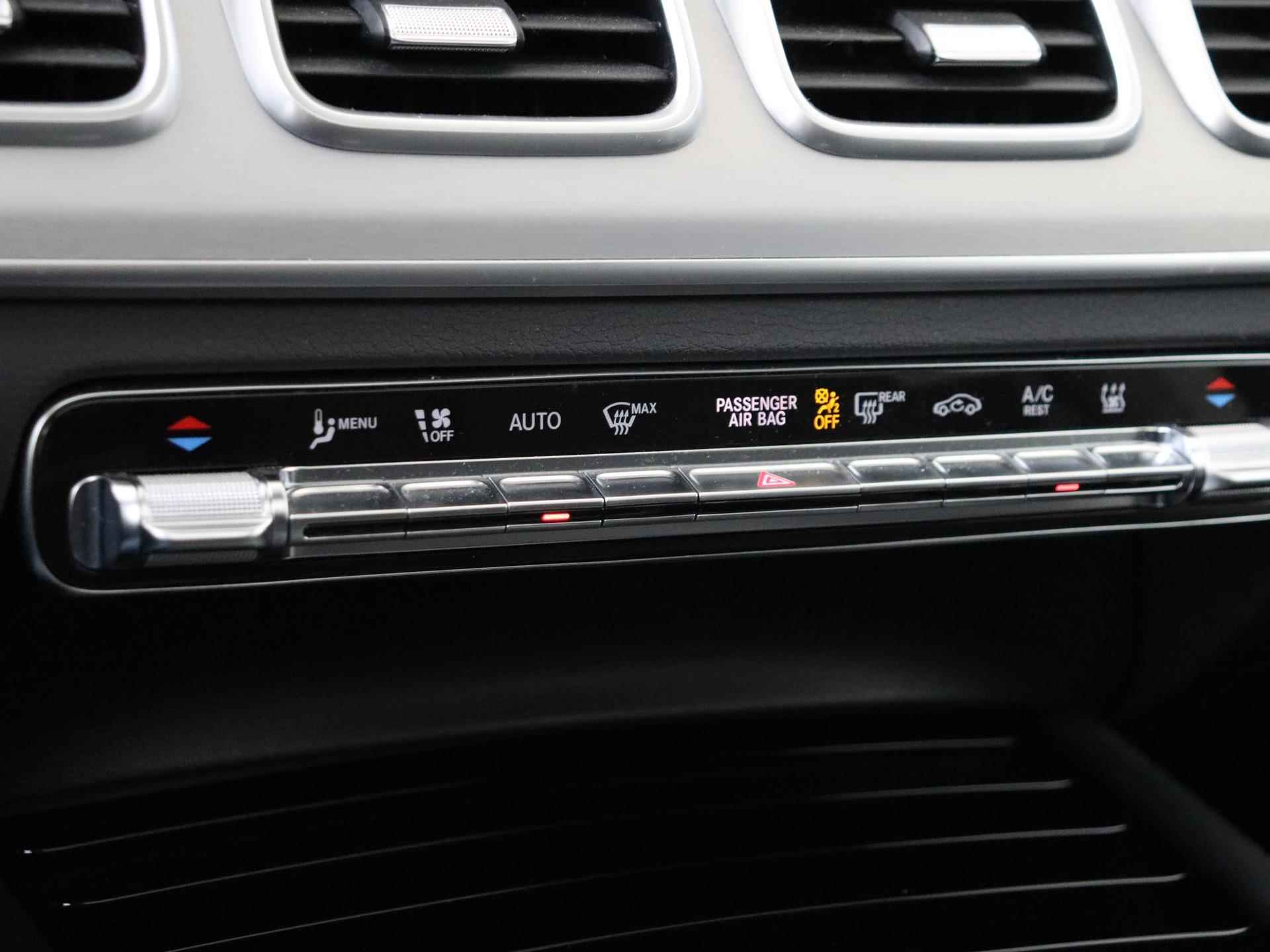 Mercedes-Benz GLE-klasse 300d / Stoelverwarming / 360Graden-Camera / Panaroma-schuifdak / Memory-Stoelen / Trekhaak / BOM VOL!! - 21/37
