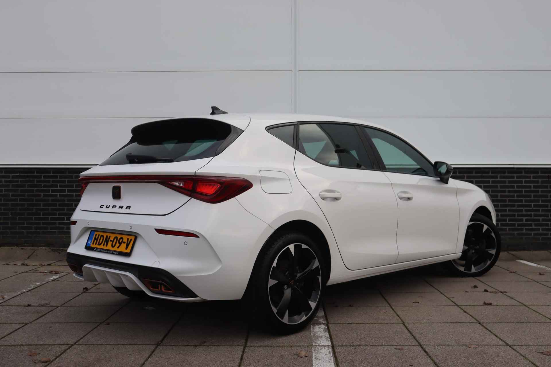 CUPRA Leon 1.4 e-Hybrid VZ *245PK * Stuur-Stoelverwarming * Navigatie - 4/43