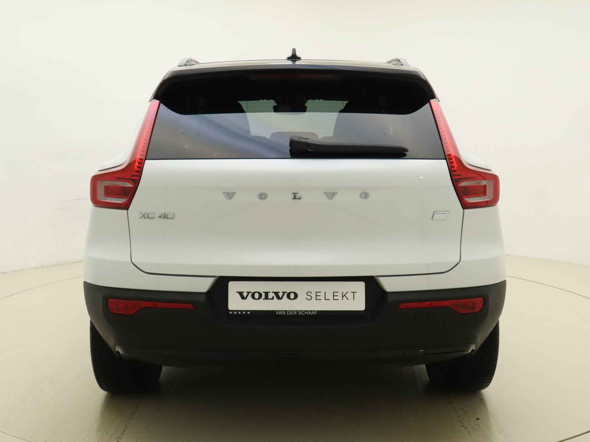Volvo XC40 Recharge 231pk Ultimate / 1e Eig. / Panoramadak / 360 Camera / Elektr. Stoelen / H&K Audio / ACC / Keyless / BLIS / Stoel + Stuurw. Verwarming / - 8/43