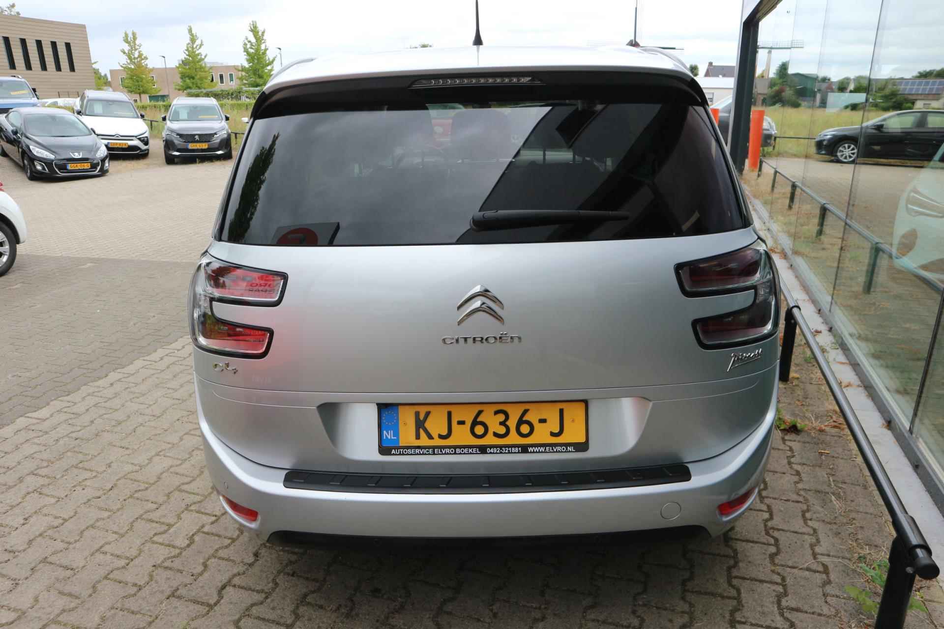 Citroen Grand C4 Picasso 1.2 PureTech Intensive 7Zits NAVI CAMERA KEYLESS CRUISE CLIMA RIJKLAARPRIJS!! - 5/38