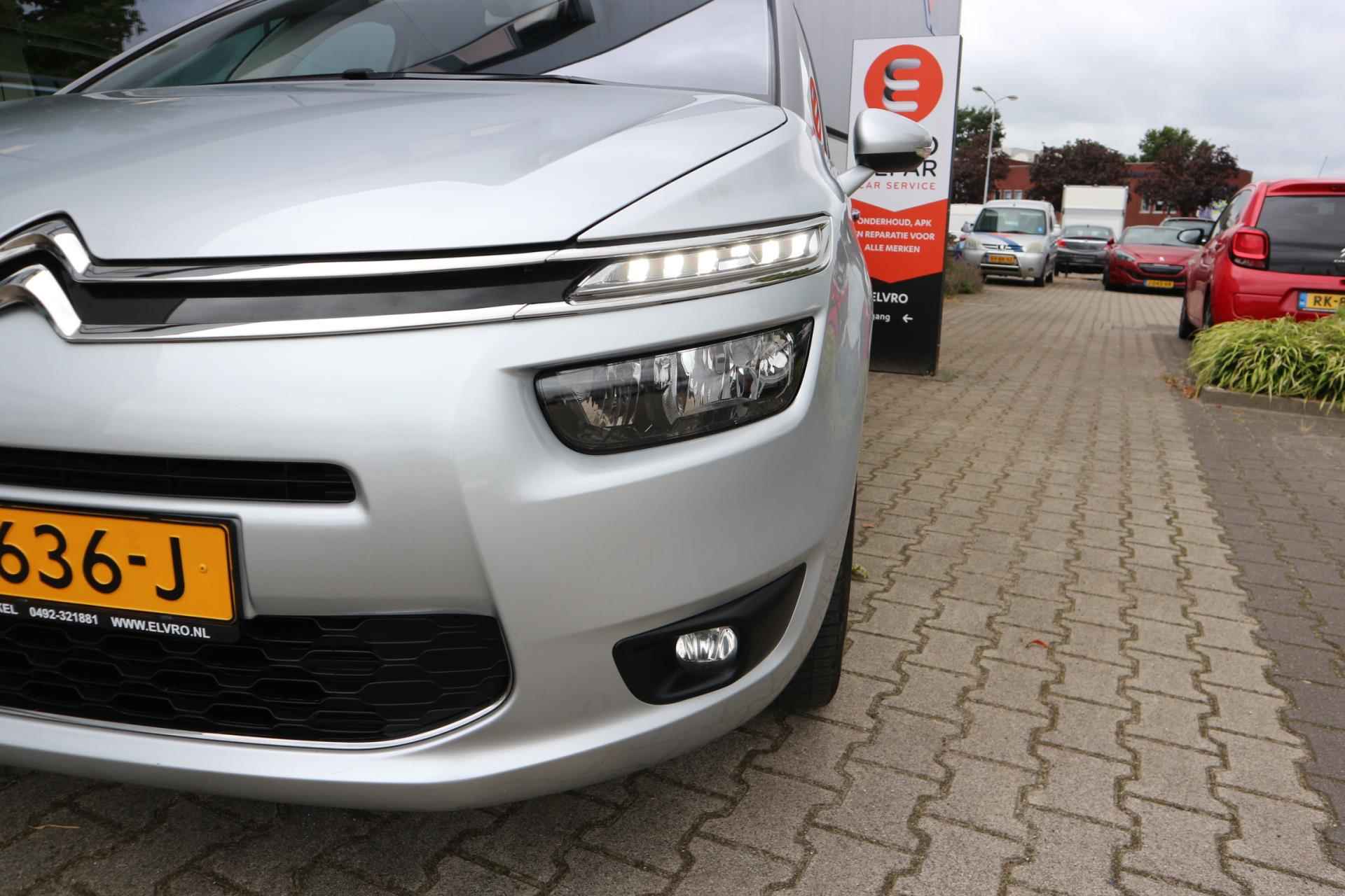 Citroen Grand C4 Picasso 1.2 PureTech Intensive 7Zits NAVI CAMERA KEYLESS CRUISE CLIMA RIJKLAARPRIJS!! - 7/38