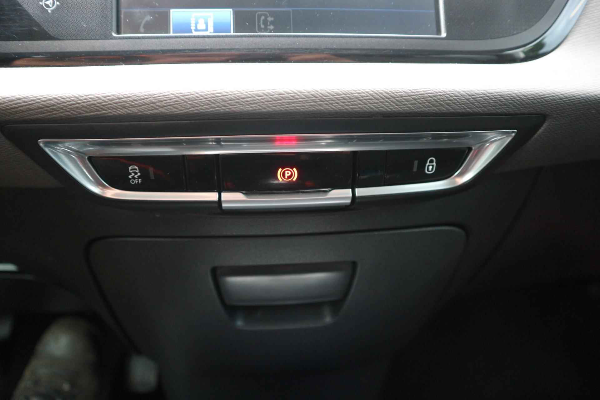 Citroen Grand C4 Picasso 1.2 PureTech Intensive 7Zits NAVI CAMERA KEYLESS CRUISE CLIMA RIJKLAARPRIJS!! - 25/38