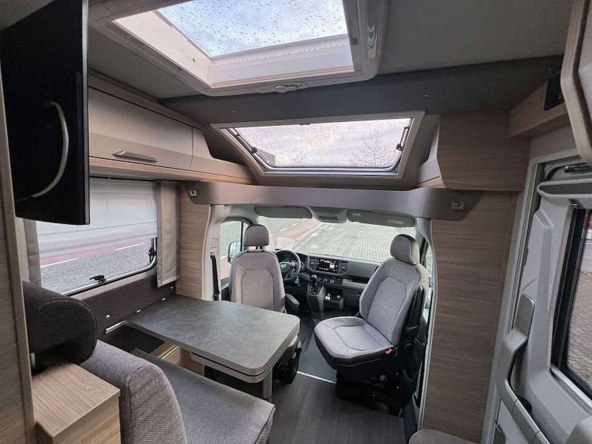 Knaus Van TI Plus 650 MEG Platinum Selection - 8/16