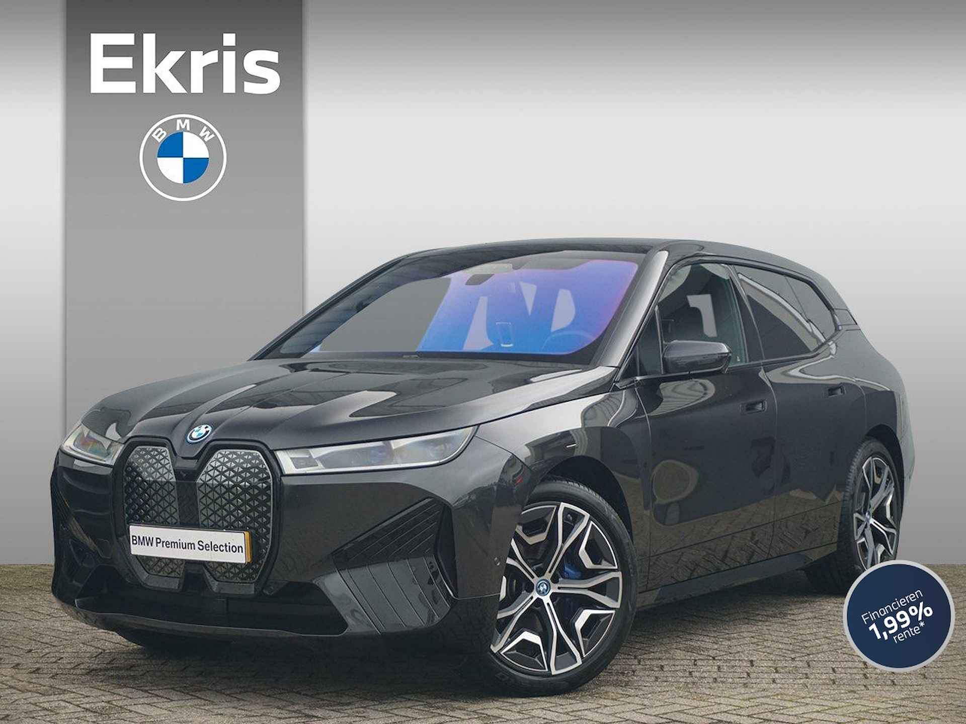 BMW iX xDrive40 Sportpakket 22'' / Panoramadak / Harman Kardon / Trekhaak - 1/29