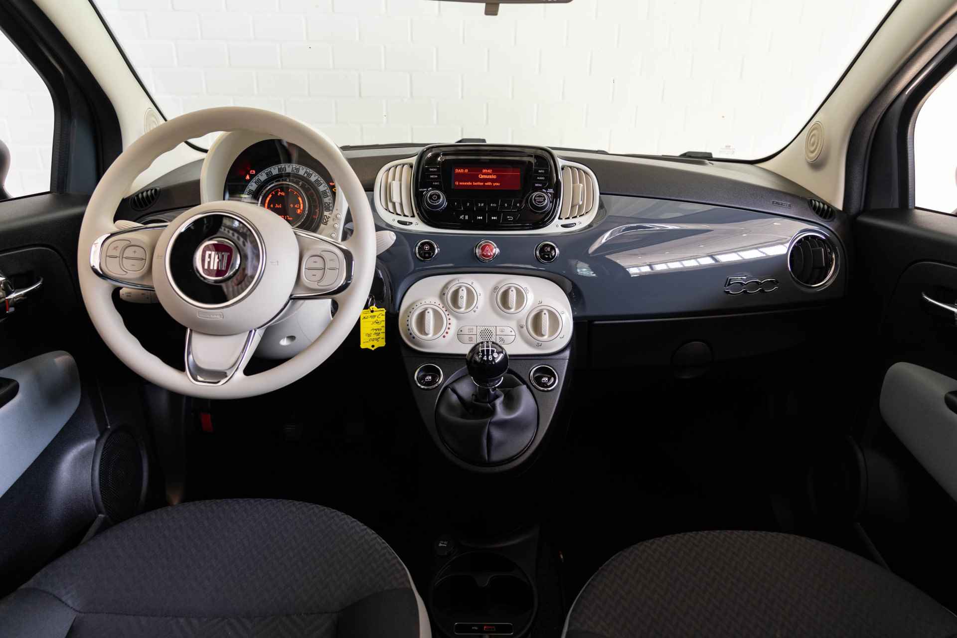 Fiat 500 1.0 Hybrid Pop | All Season Banden | AIrco | Multimedia | Lichtmetalen velgen | - 24/26