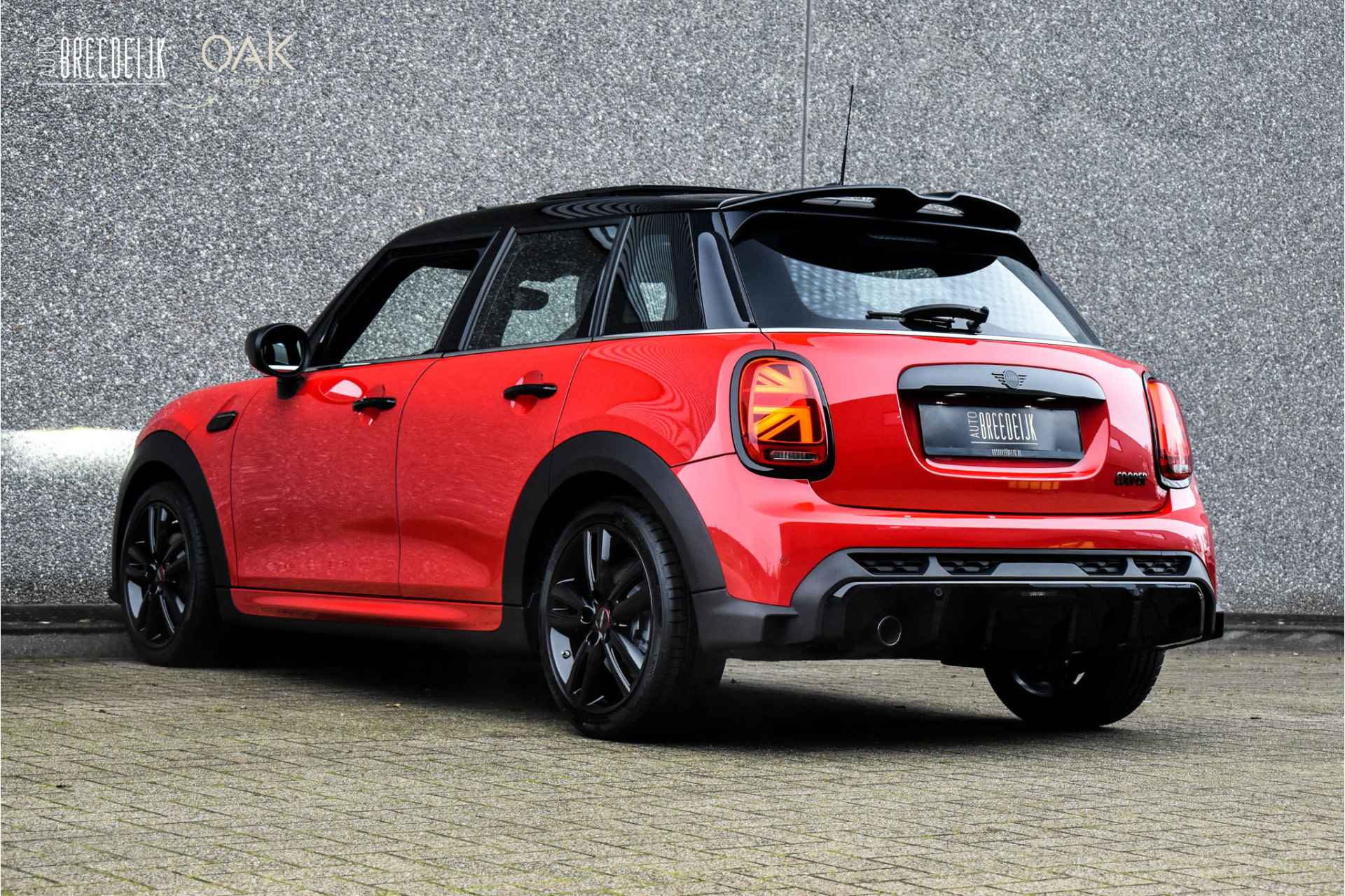 MINI Mini 1.5 Cooper Aut. | JCW-Trim | Navigatie | Panorama | Leder/Alcantara | Camera | 17"LM | Chili Red - 14/27