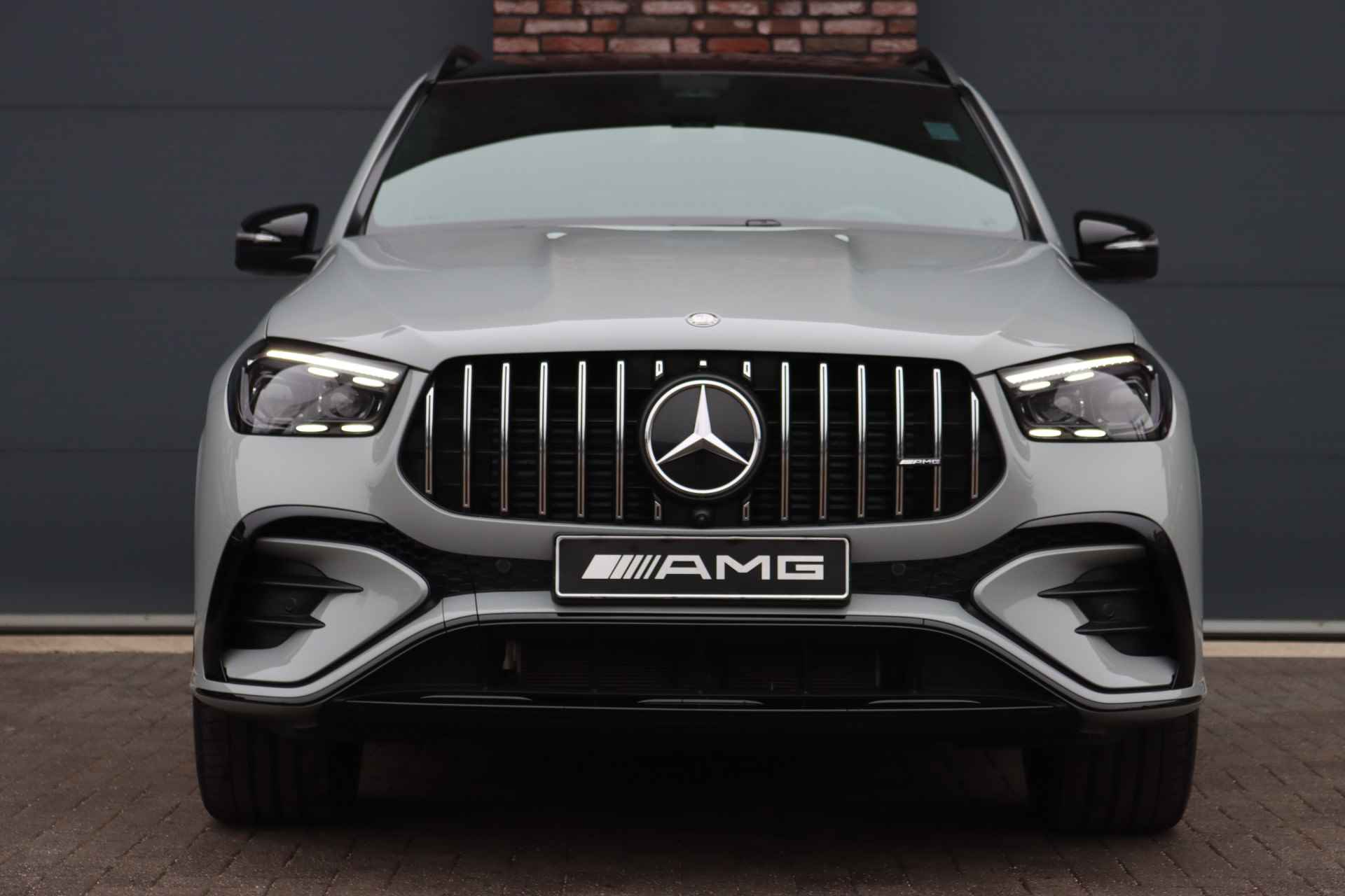 Mercedes-Benz GLE AMG 53 Hybrid Premium+ 4MATIC+ Aut9 | Luchtvering | Distronic Pro | Memory | Trekhaak | Stoelventilatie | HUD | Verwarmd Stuurwiel | Burmester | Soft-Close | Exclusief Leder | Vlakkenverwarming | - 14/57