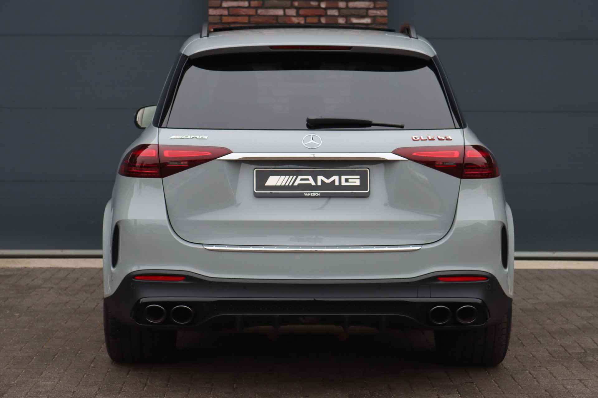 Mercedes-Benz GLE AMG 53 Hybrid Premium+ 4MATIC+ Aut9 | Luchtvering | Distronic Pro | Memory | Trekhaak | Stoelventilatie | HUD | Verwarmd Stuurwiel | Burmester | Soft-Close | Exclusief Leder | Vlakkenverwarming | - 16/57