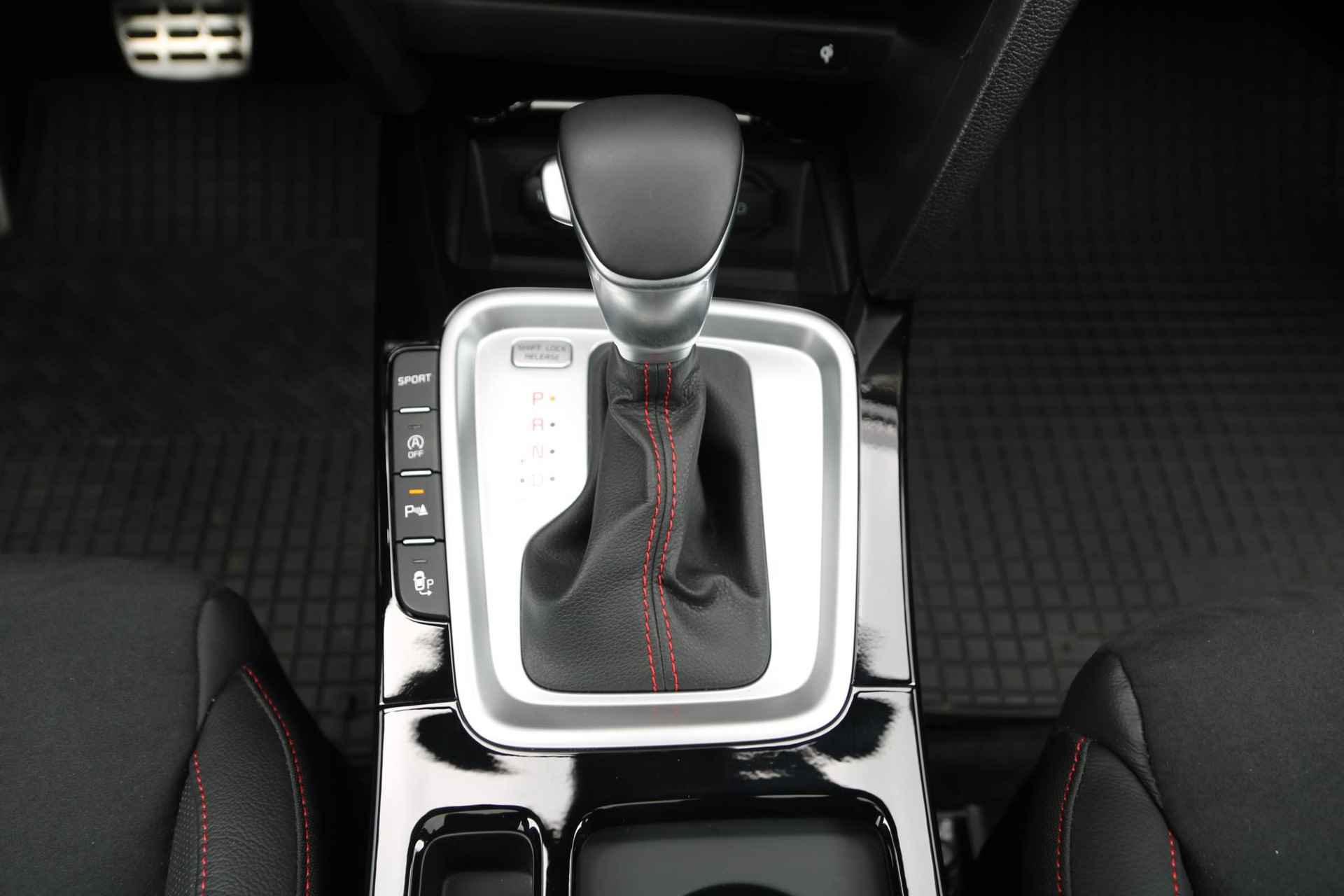 Kia ProCeed 1.6 T-GDI GT | Airco | Navi | Camera | Panoramadak | Stoelverwarming | Stuurverwarming | AUTOMAAT | - 26/33