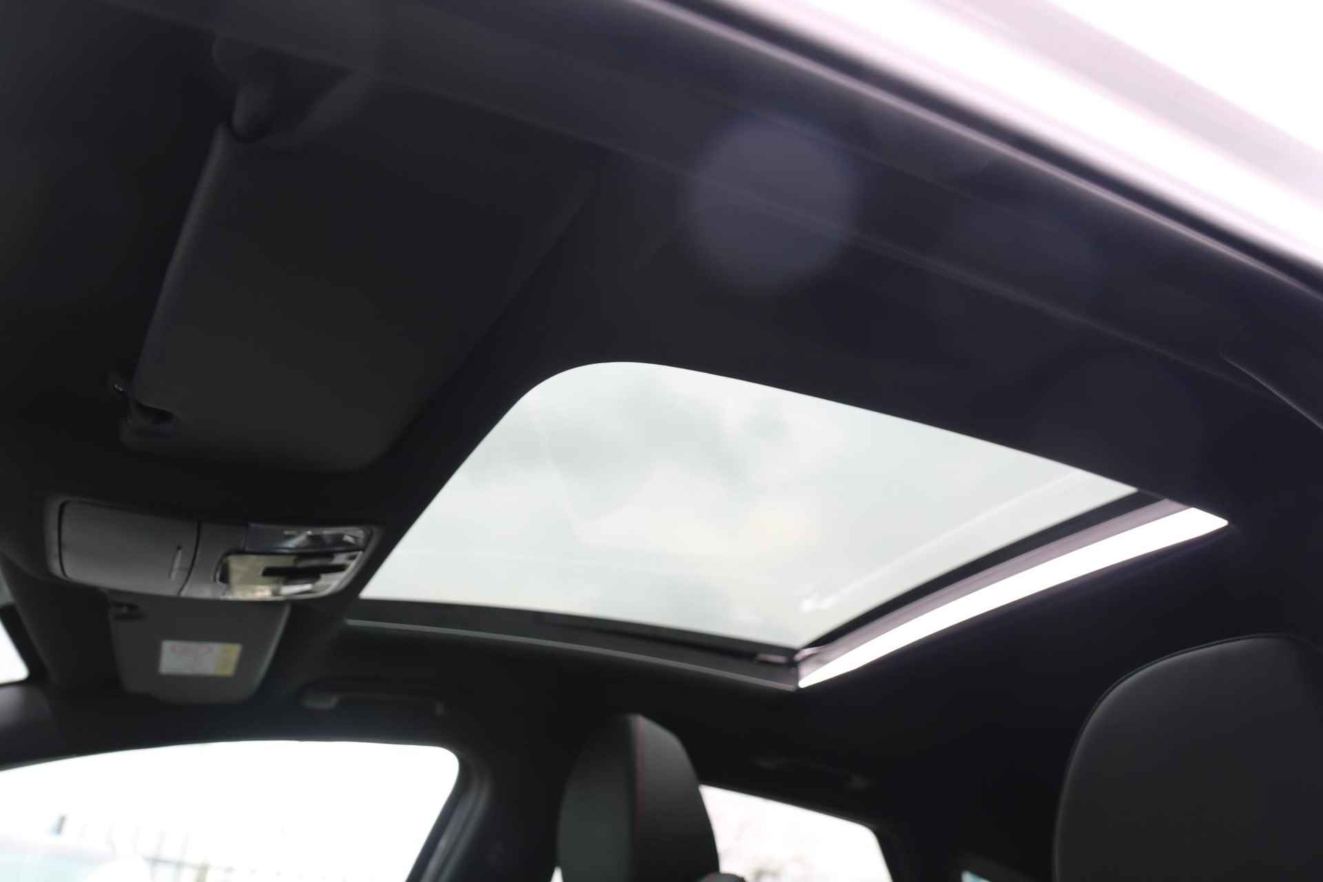 Kia ProCeed 1.6 T-GDI GT | Airco | Navi | Camera | Panoramadak | Stoelverwarming | Stuurverwarming | AUTOMAAT | - 27/33