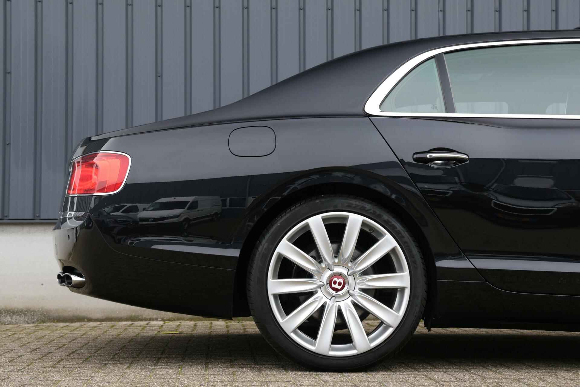 Bentley Flying Spur 4.0 V8|Massage V+A|ACC|Multimedia achter - 14/70