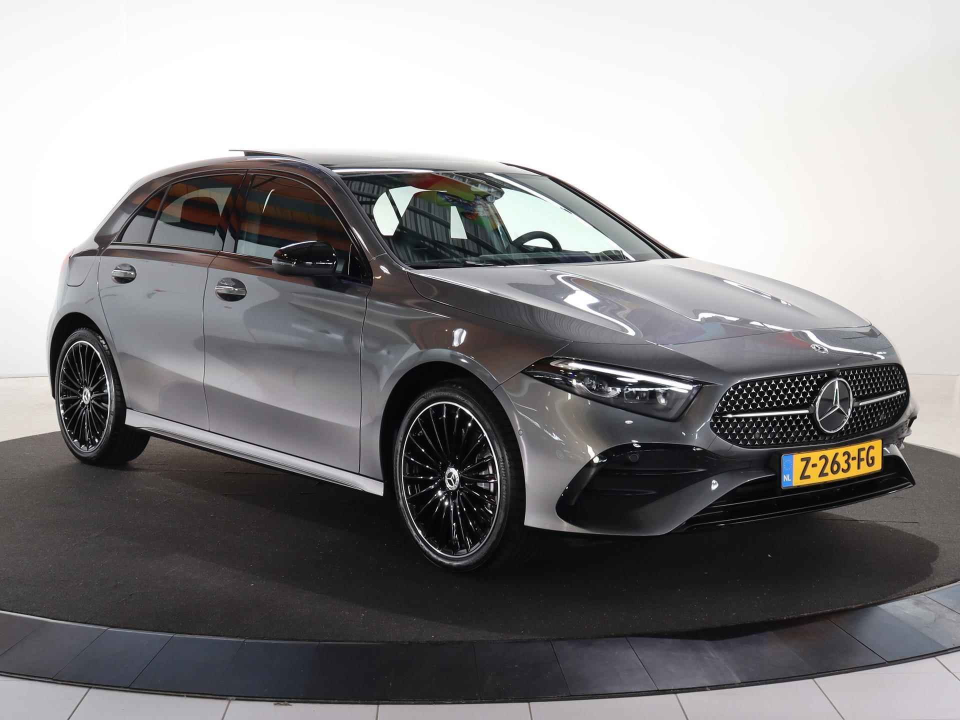 Mercedes-Benz A-klasse 250 e | AMG Line | Premium Pakket | Panorama-schuifdak | 19" AMG-velgen | Nightpakket | Mulitbeam LED | Sfeerverlichting | Stoelverwarming | Achteruitrijcamera | - 19/21