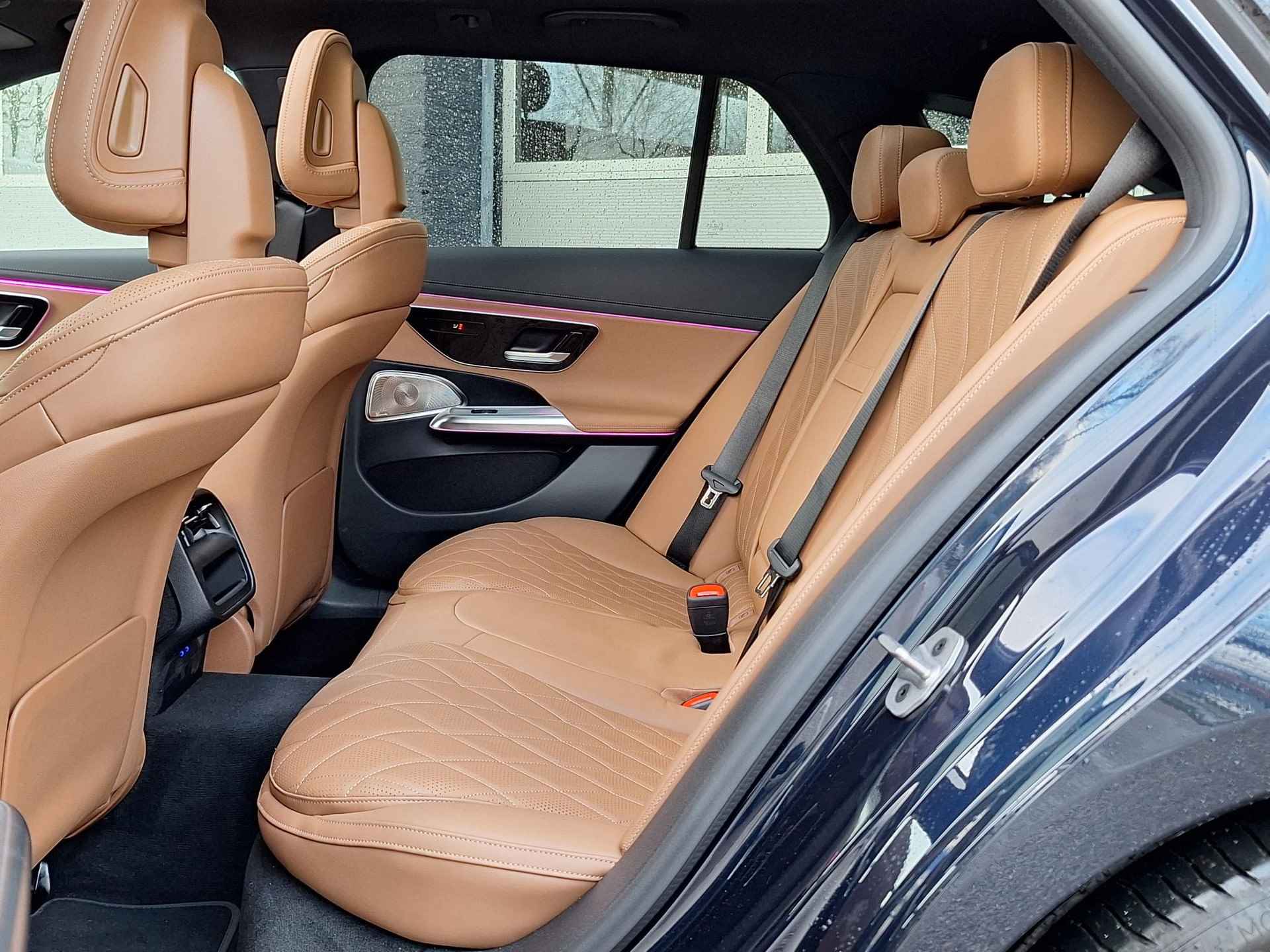 Mercedes-Benz E Estate 300 e AMG Line | Nappa Leder Bruin | Premium Pakket | Rijassistentiepakket Plus | Panoramadak | MBUX Superscreen | Burmester 4D Surround Sound | 360° Camera | Apple CarPlay | Android Auto | Elektrisch Verstelbare Voorstoelen + Memory | Showmodel - 5/49