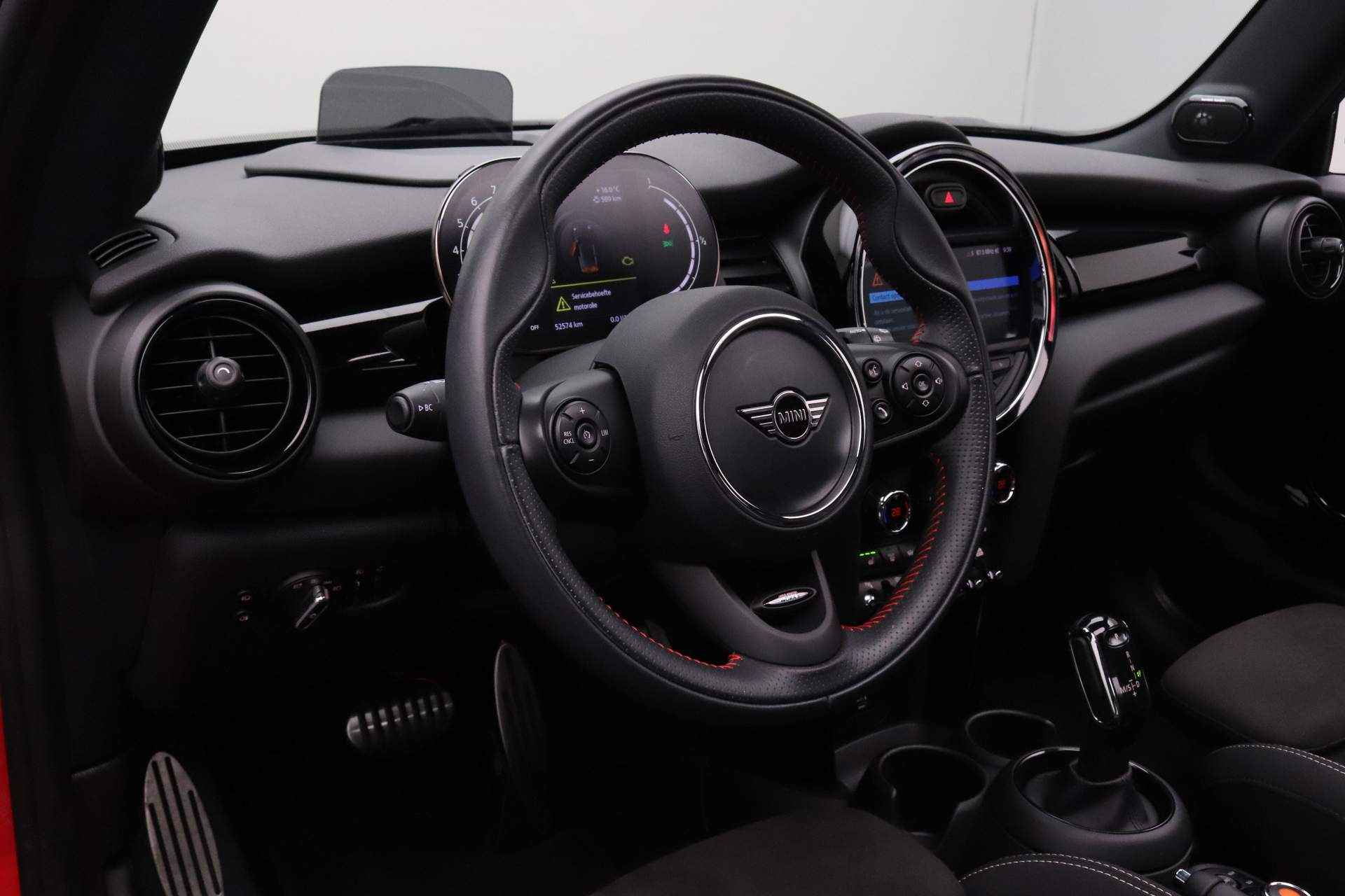 MINI 3-deurs 1.5 Cooper Classic | Panorama Dak | Head Up Display | Harman Kardon | - 16/26