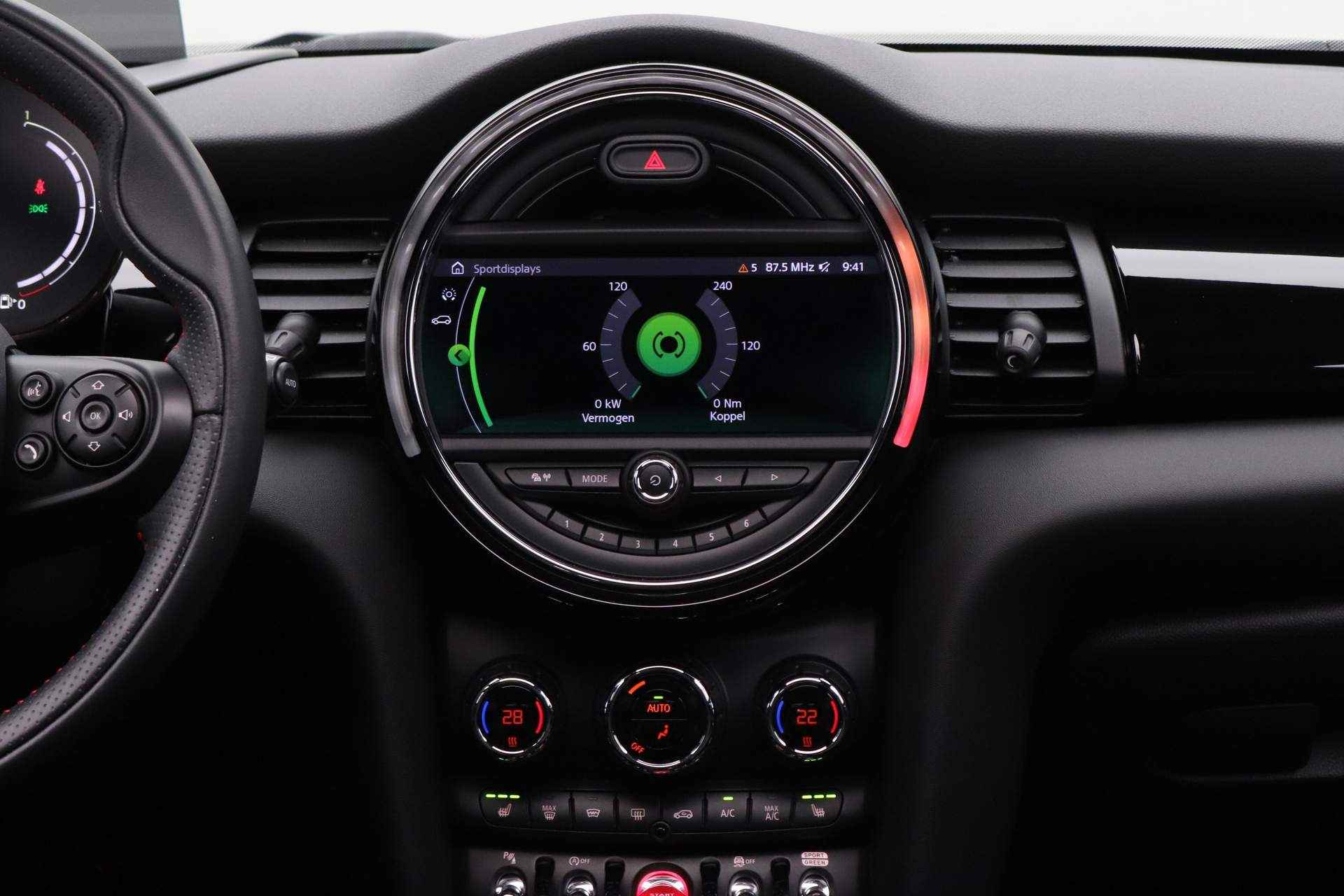 MINI 3-deurs 1.5 Cooper Classic | Panorama Dak | Head Up Display | Harman Kardon | - 24/26