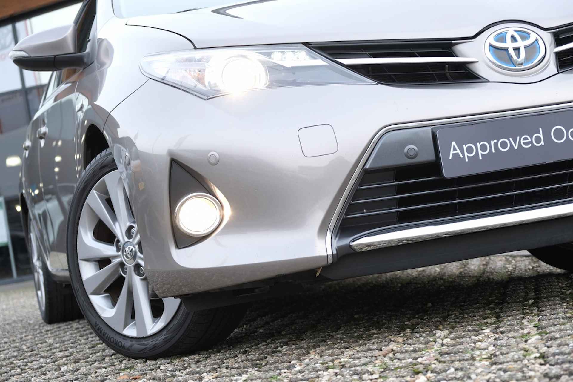 Toyota Auris 1.8 Hybrid 136PK Executive CVT-automaat | Trekhaak | Toyota Touc - 36/40