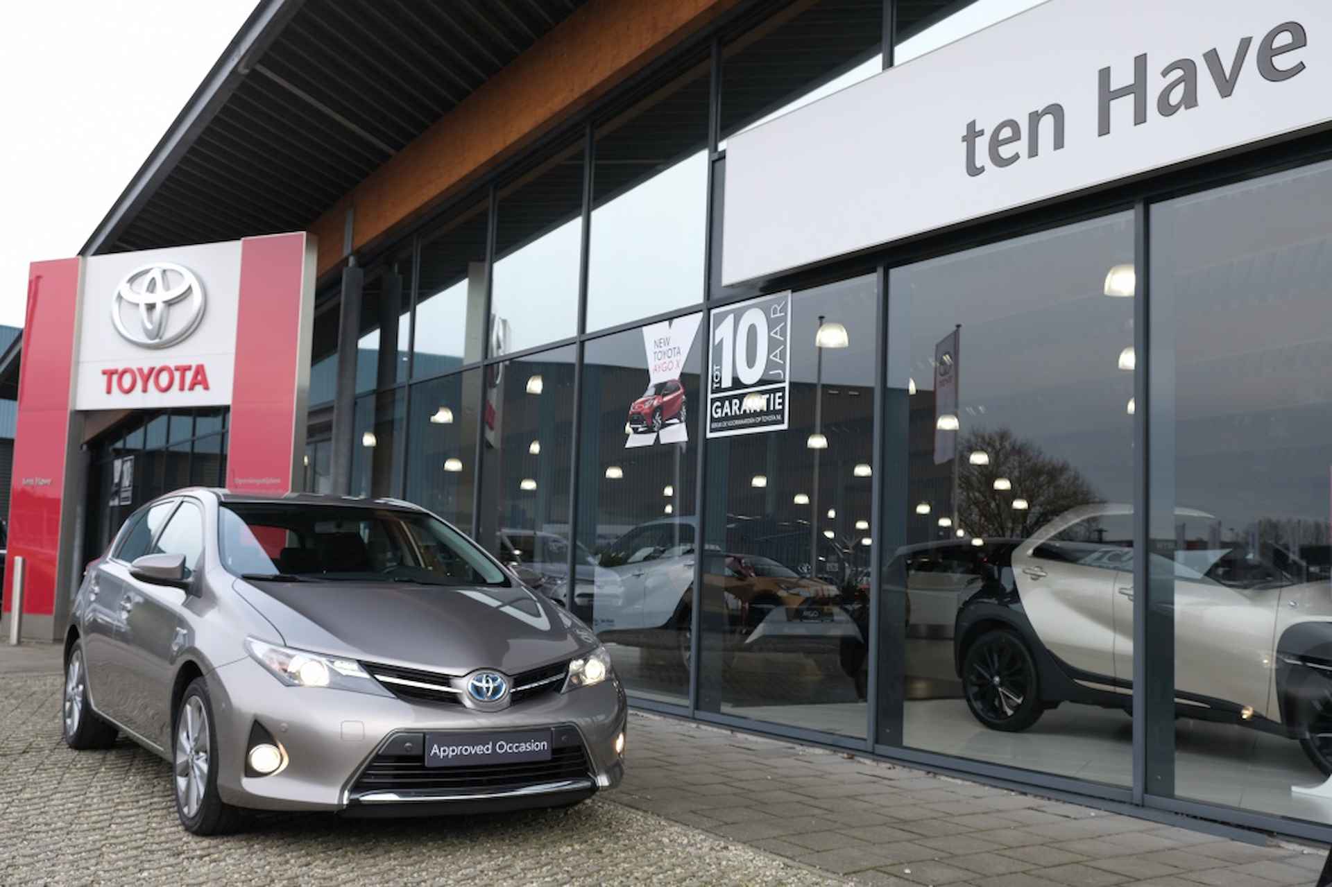 Toyota Auris 1.8 Hybrid 136PK Executive CVT-automaat | Trekhaak | Toyota Touc - 40/40