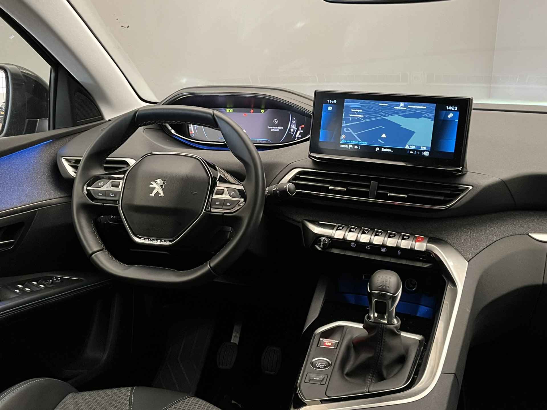 Peugeot 5008 1.2 130PK Allure Pack | Navigatie | 7 Persoons | Camera | 18'' Lichtmetaal | LED | Carplay | Clima | Cruise | Lder\Stof | Bluetooth | Getint glas | 2022! 11.500Km! | Touchscreen | Digitaal Display - 21/45