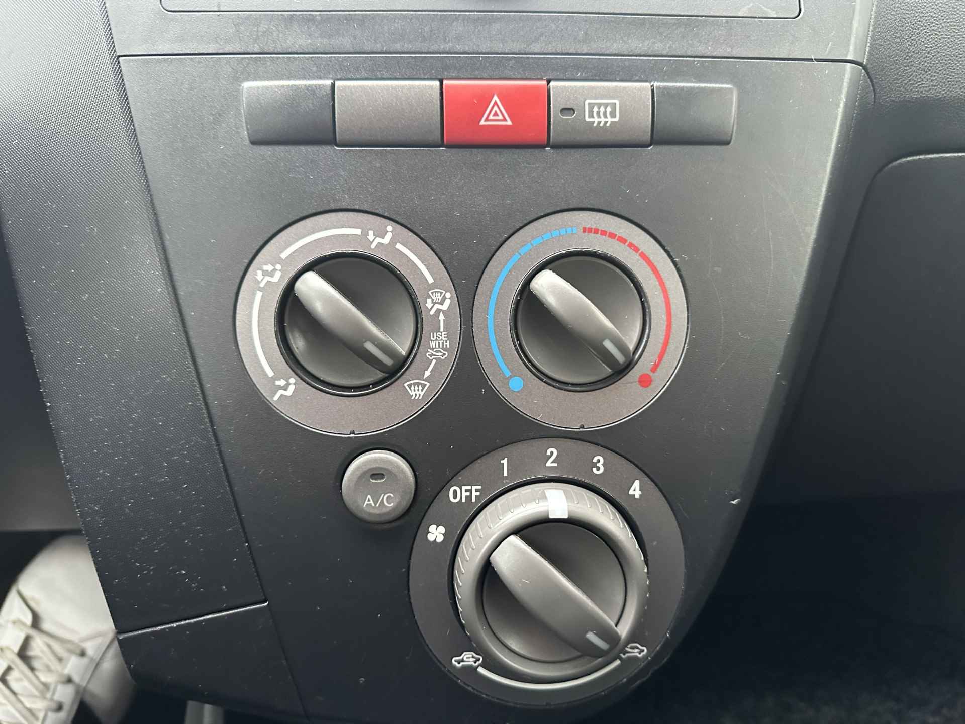 Daihatsu Cuore 1.0 Premium AIRCO,ELEC RAMEN - 15/18