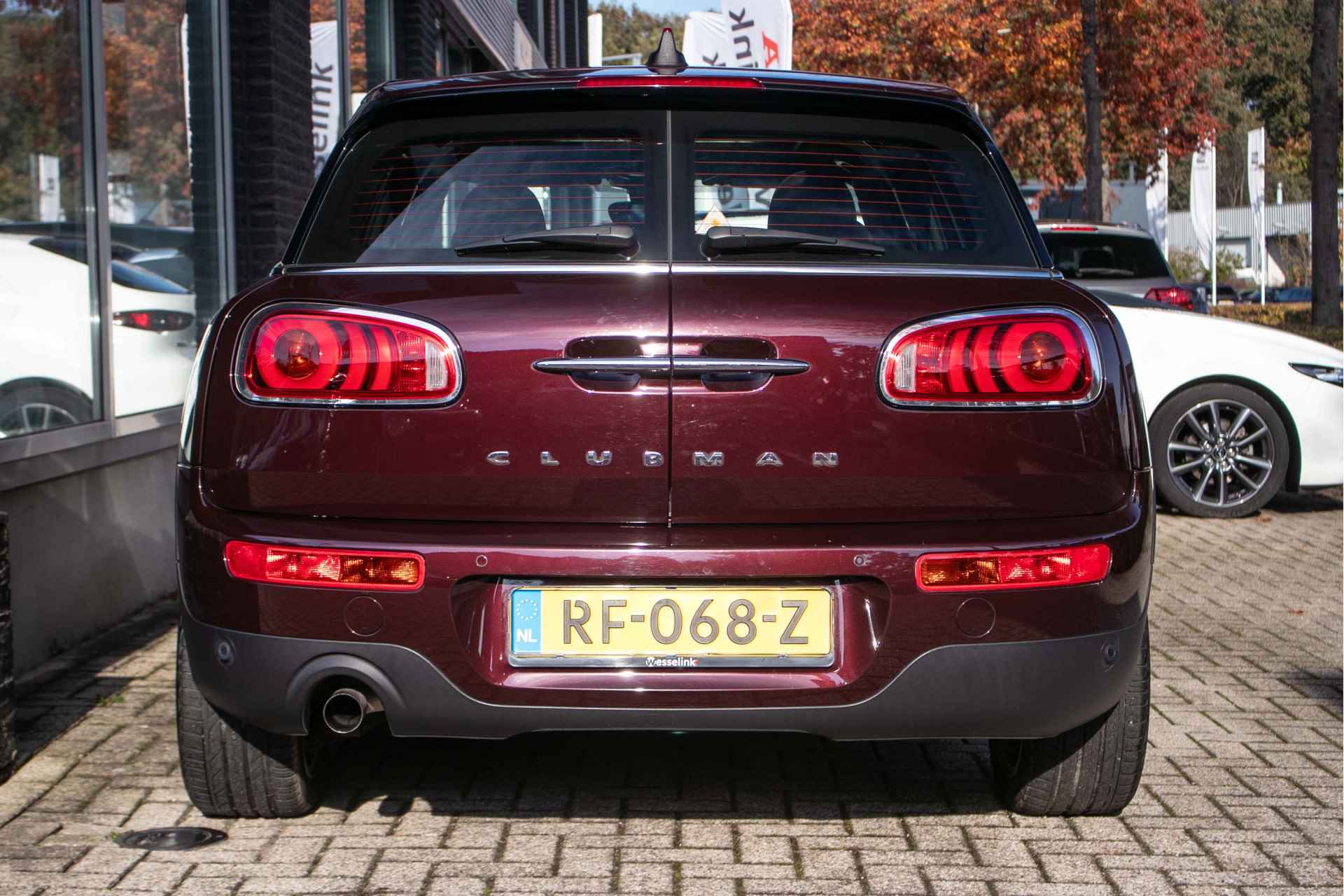 MINI Clubman 1.5 One Chili Serious Business - All-in rijklrprs | pano/schuif dak | Leer | Harman Kardon - 11/39