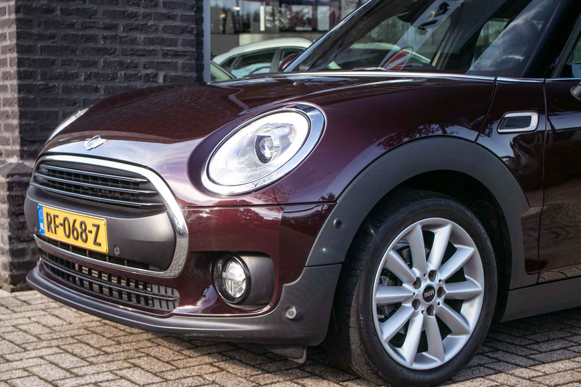 MINI Clubman 1.5 One Chili Serious Business - All-in rijklrprs | pano/schuif dak | Leer | Harman Kardon - 30/39