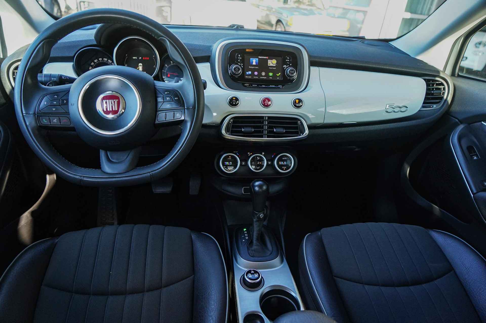 Fiat 500 X 1.4 Turbo MultiAir Lounge | Automaat | Navigatie | Trekhaak | Xenon Verlichting | All Season Banden - 16/28