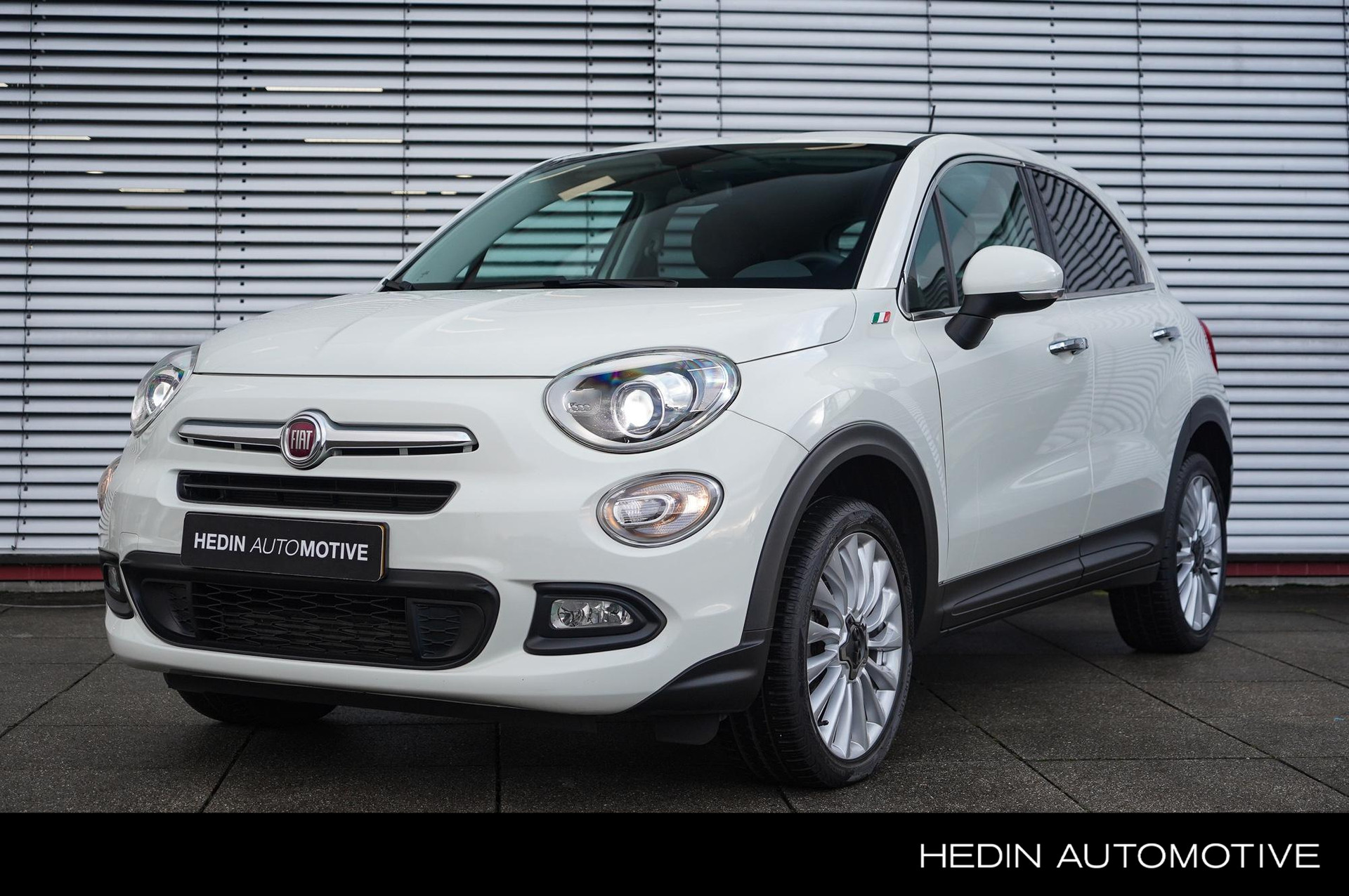 Fiat 500 X 1.4 Turbo MultiAir Lounge | Automaat | Navigatie | Trekhaak | Xenon Verlichting | All Season Banden