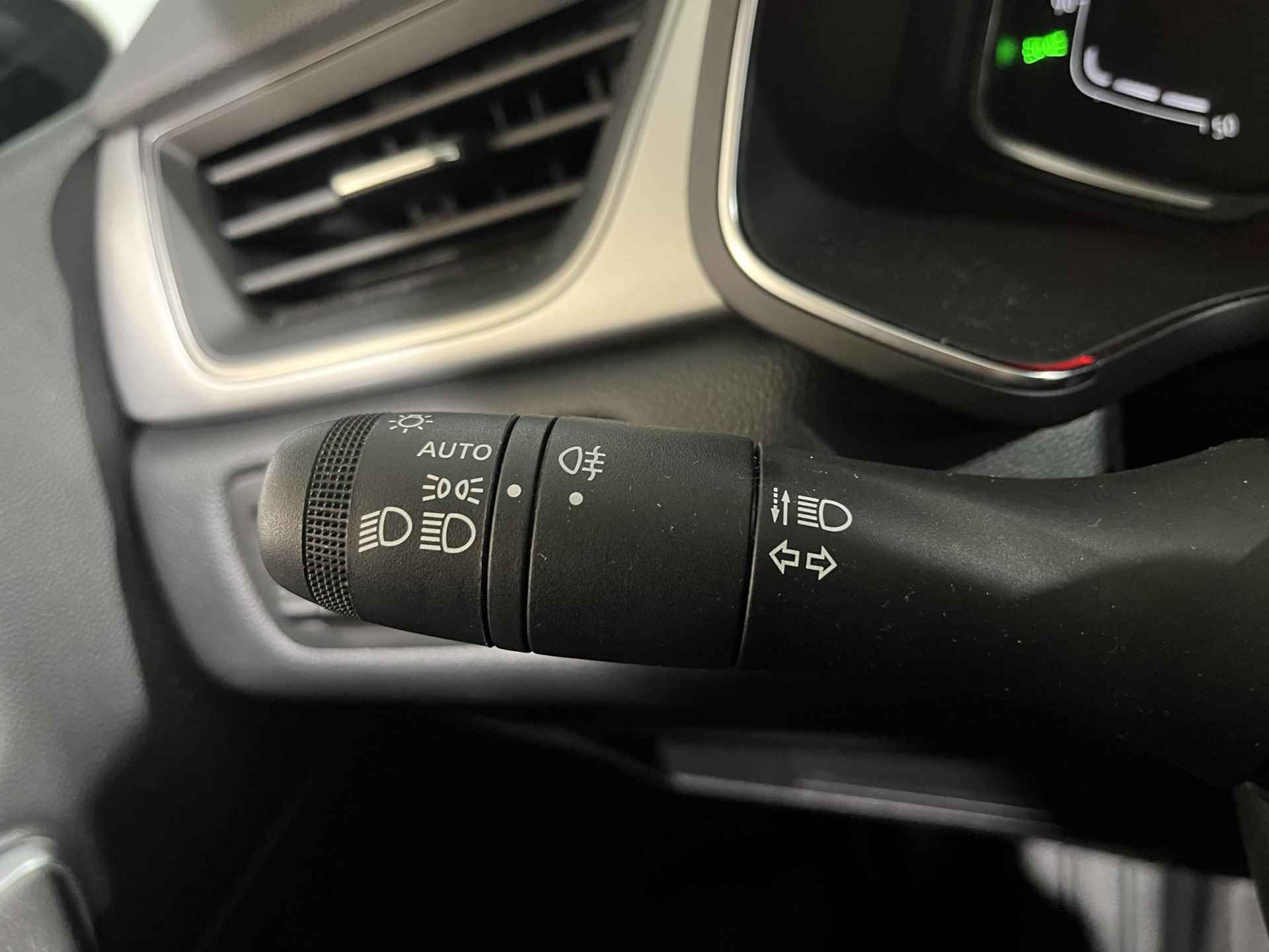 Renault Captur 1.0 - 90PK TCe Intens | Trekhaak | Climate Control | Full LED | Cruise Control | Lichtmetalen Velgen | Apple CarPlay/Android Auto | Privacy Glass | - 19/30