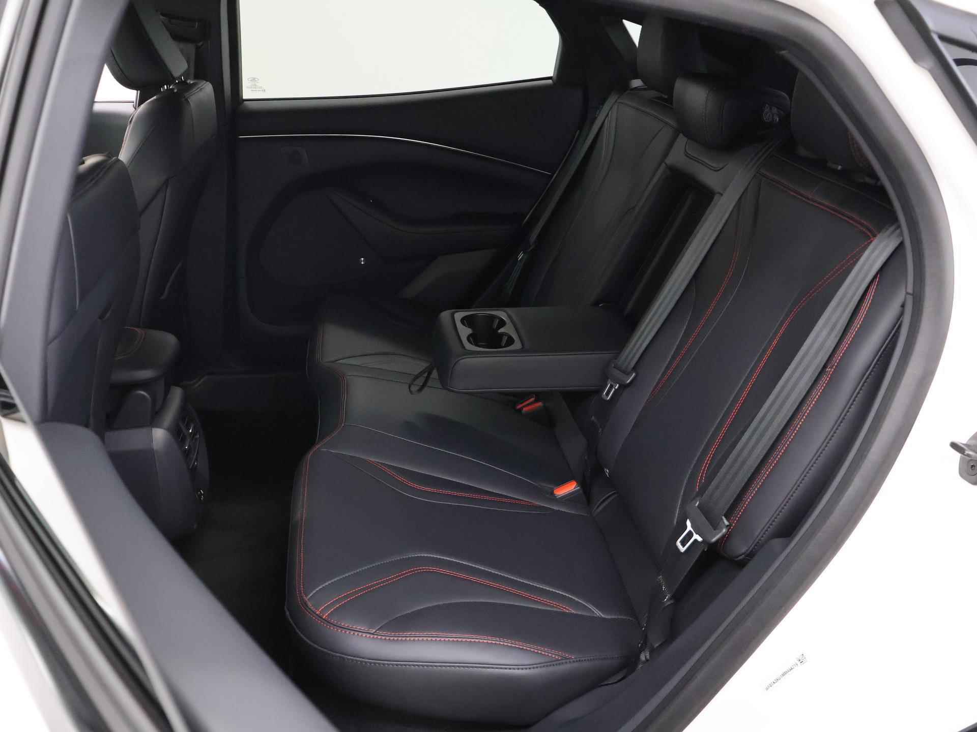 Ford Mustang Mach-E 98kWh Extended AWD | 12% Bijtelling | Memorystoel | Adaptive Cruise Control | Elekt. Achterklep | B&O Premium Audio | - 12/42