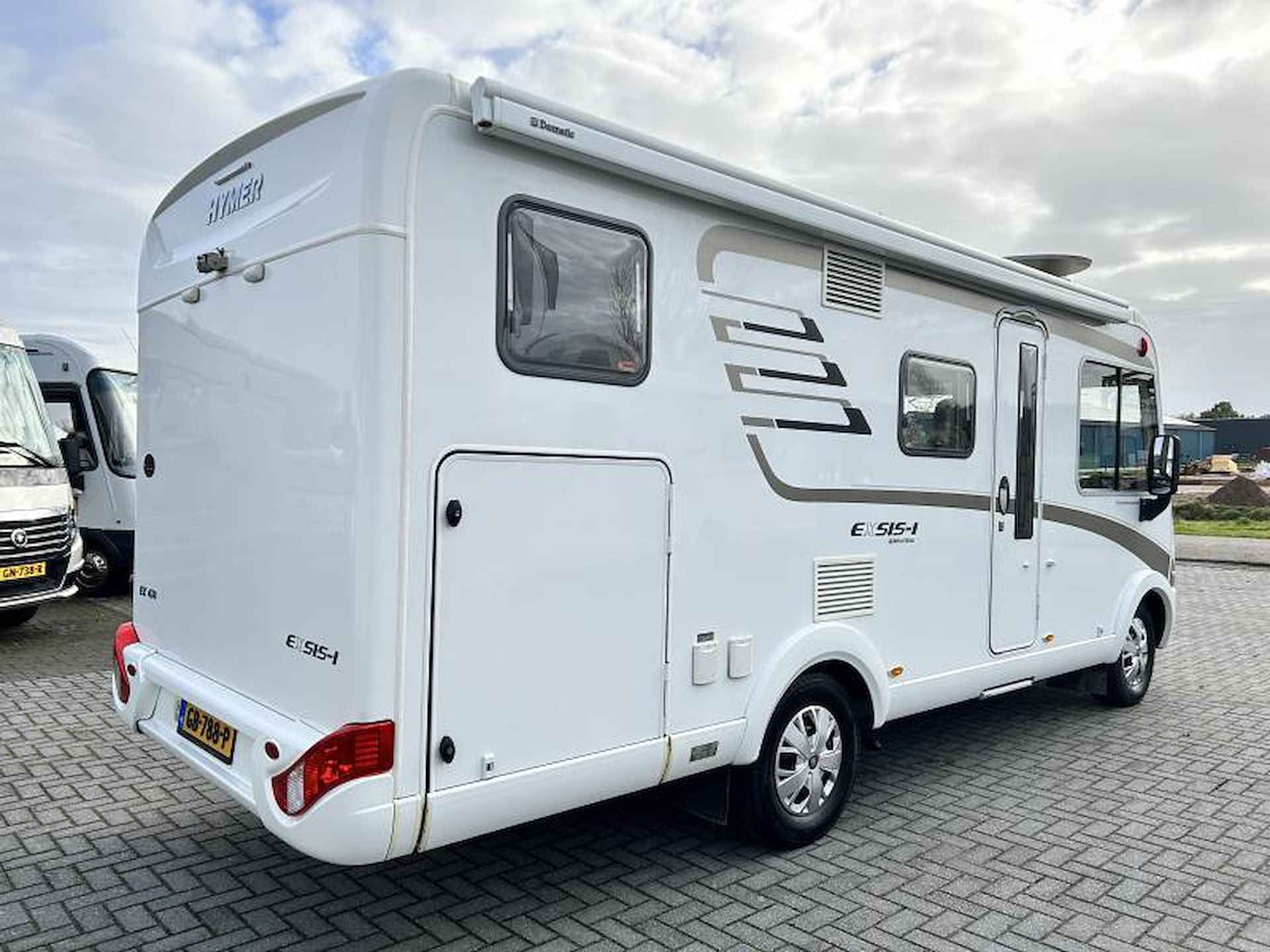 Hymer Exsis-I 474 enkele-bedden/automaat - 4/25