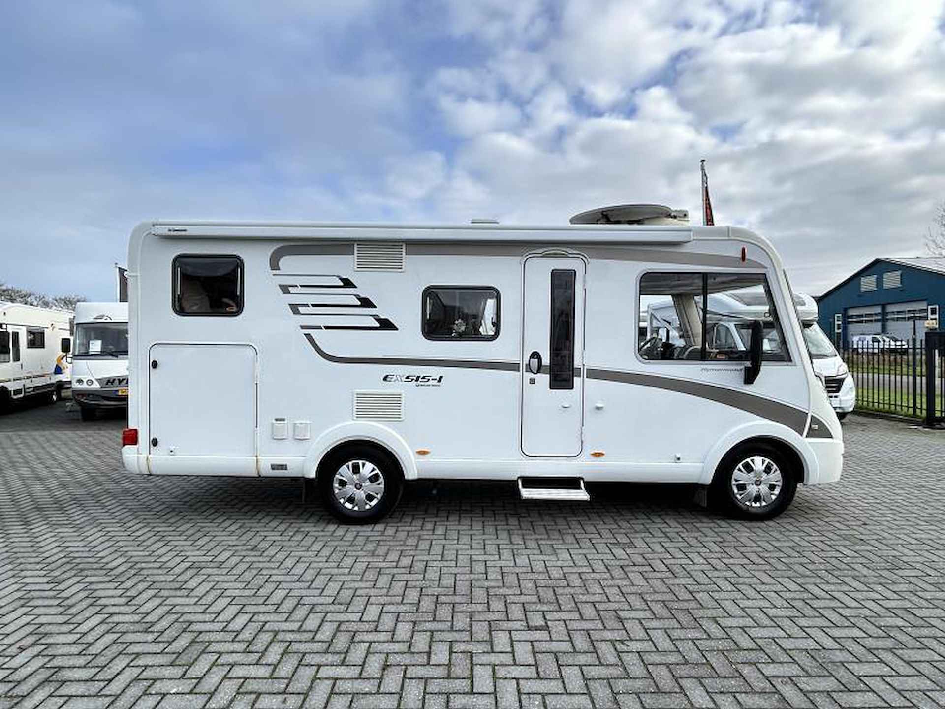 Hymer Exsis-I 474 enkele-bedden/automaat - 23/25